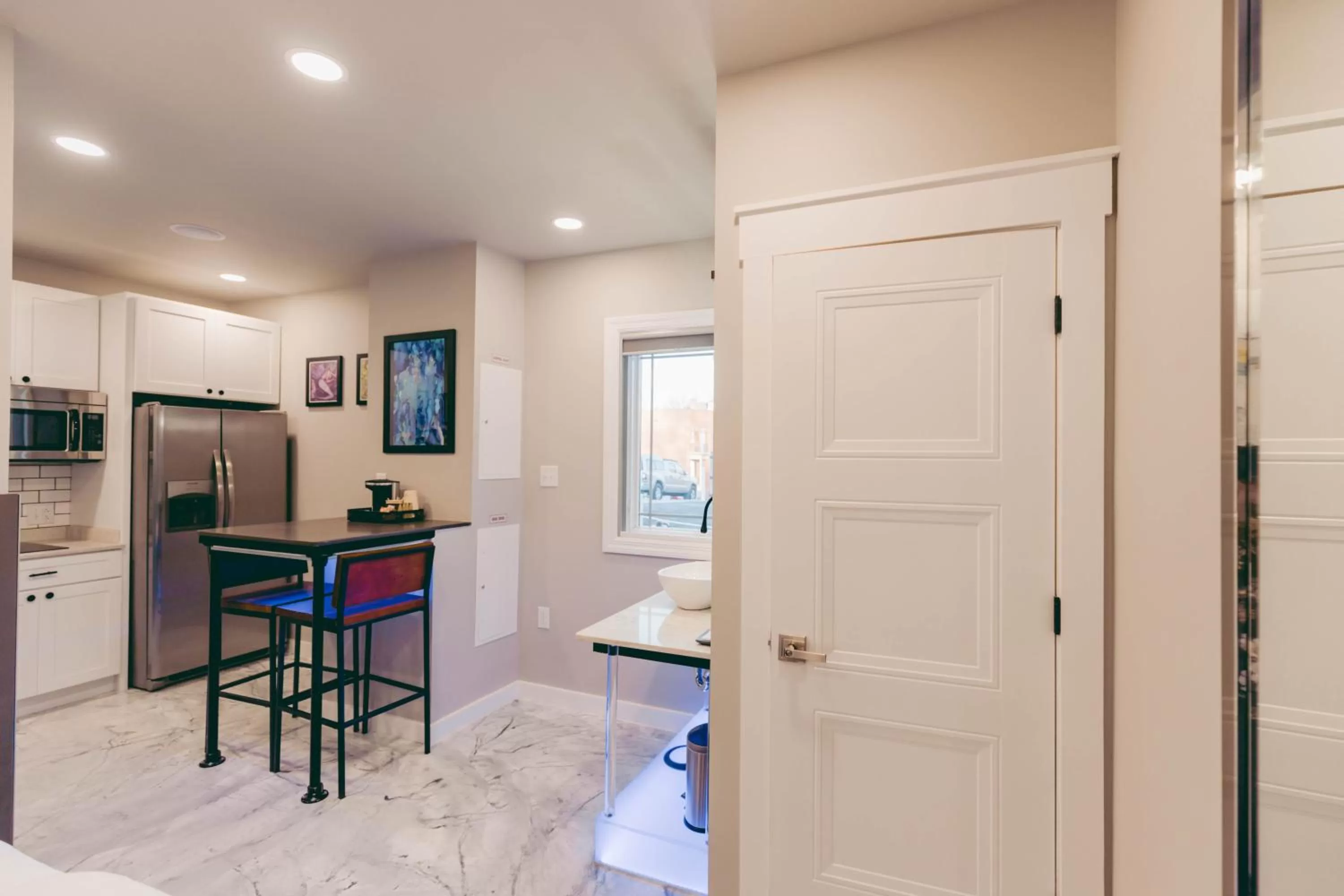 River Sirens Hotel-Contactless Check in Hotel