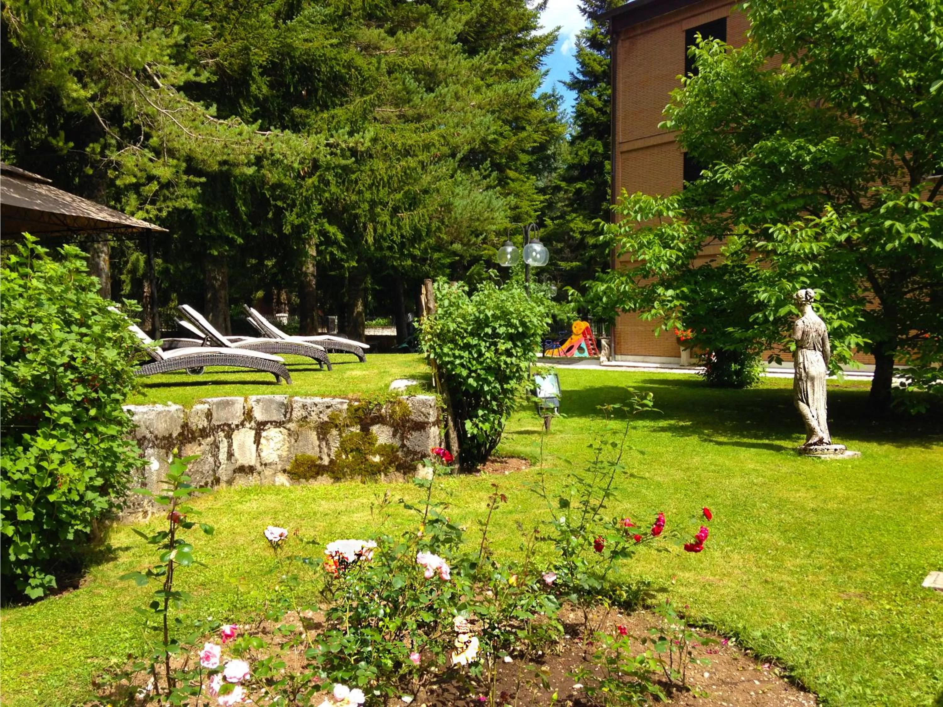 Natural landscape in LH Albergo il Picchio