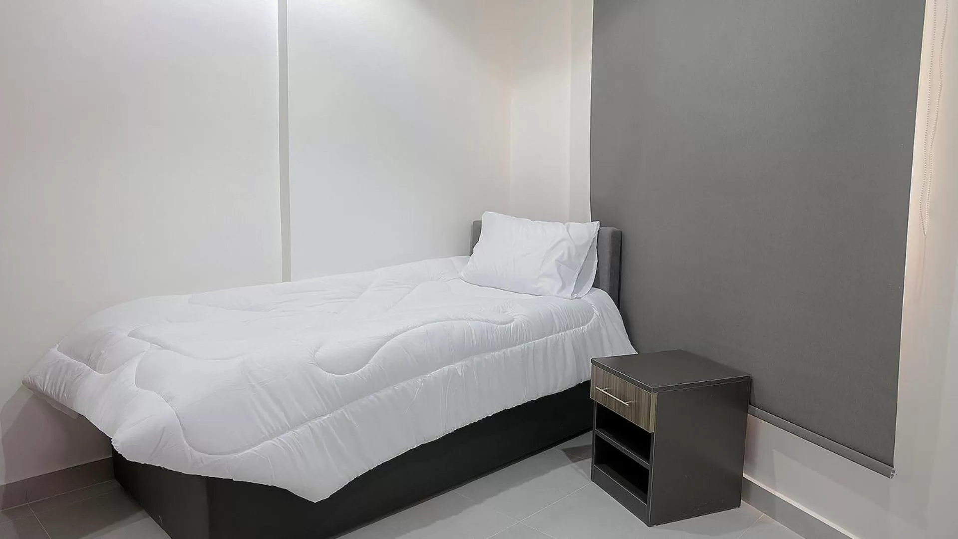 Bedroom, Bed in BHomed Salmiya