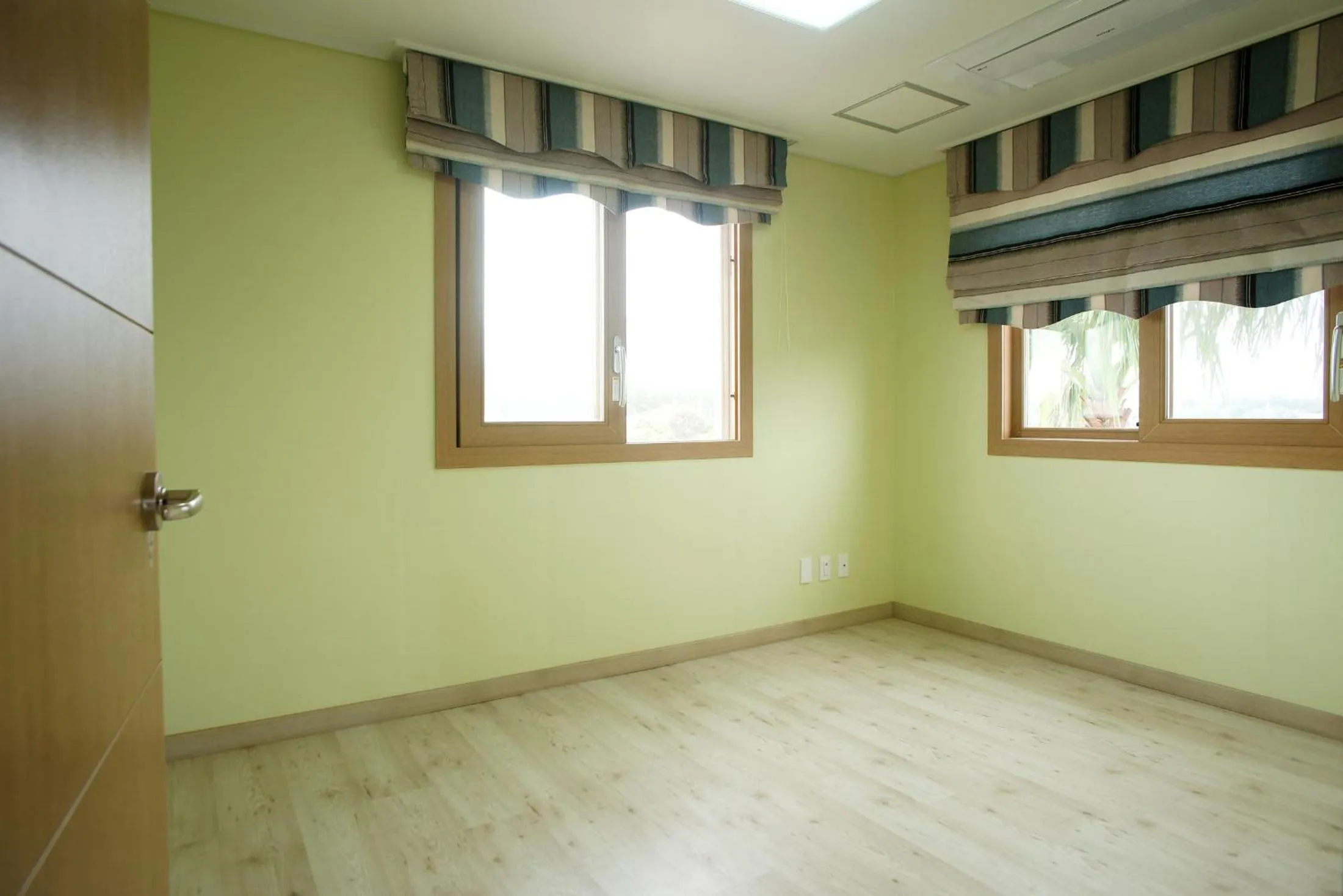 Day in Oceantree House