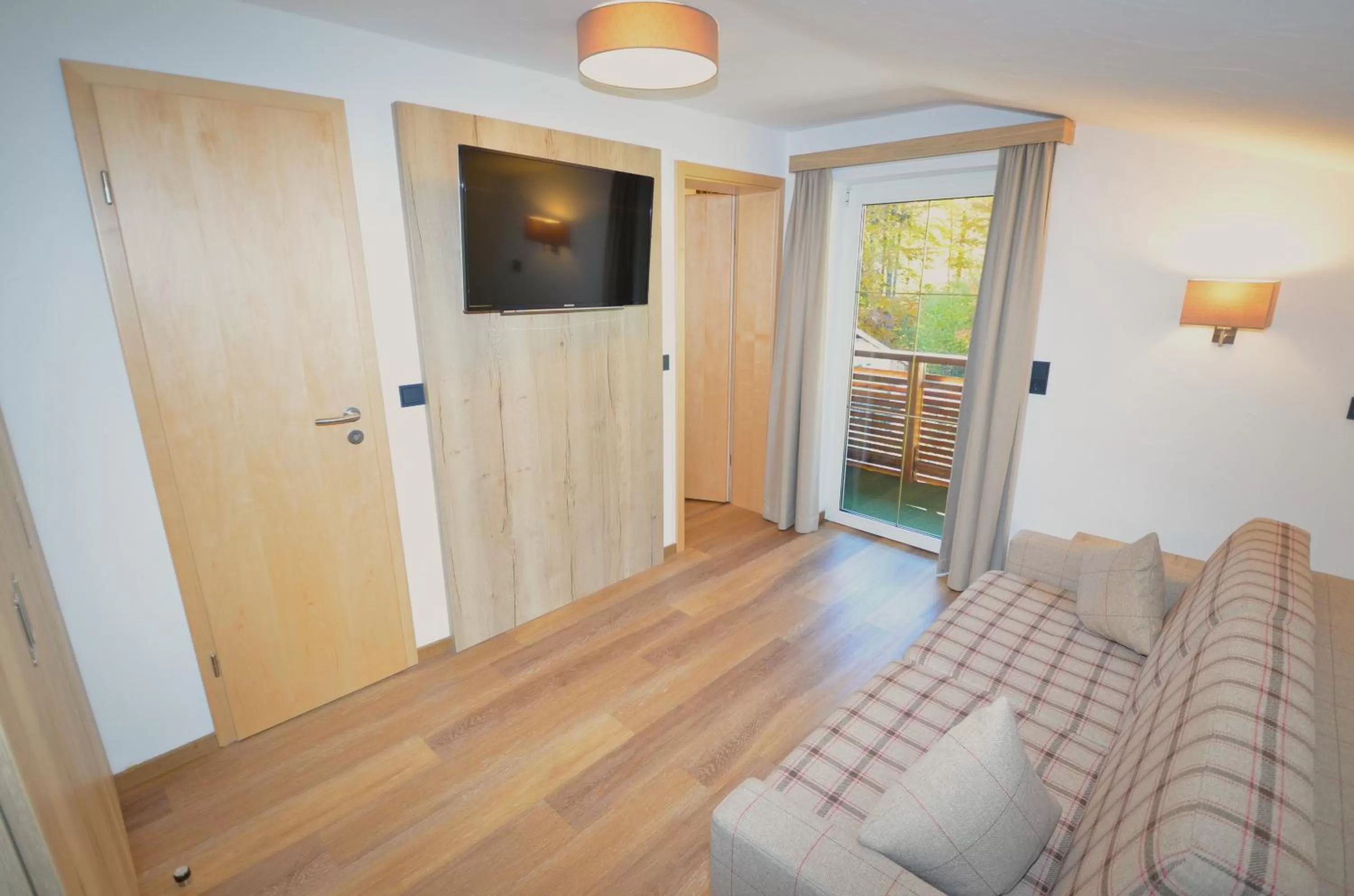 Photo of the whole room, TV/Entertainment Center in Naturhotel Café Waldesruhe