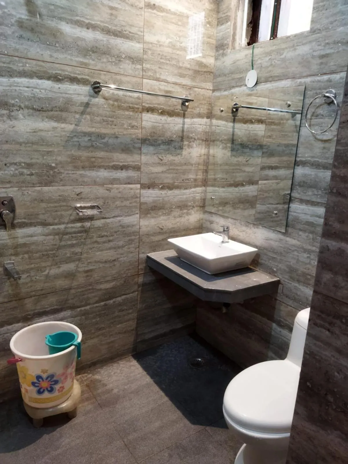 Bathroom in Sham Hotel