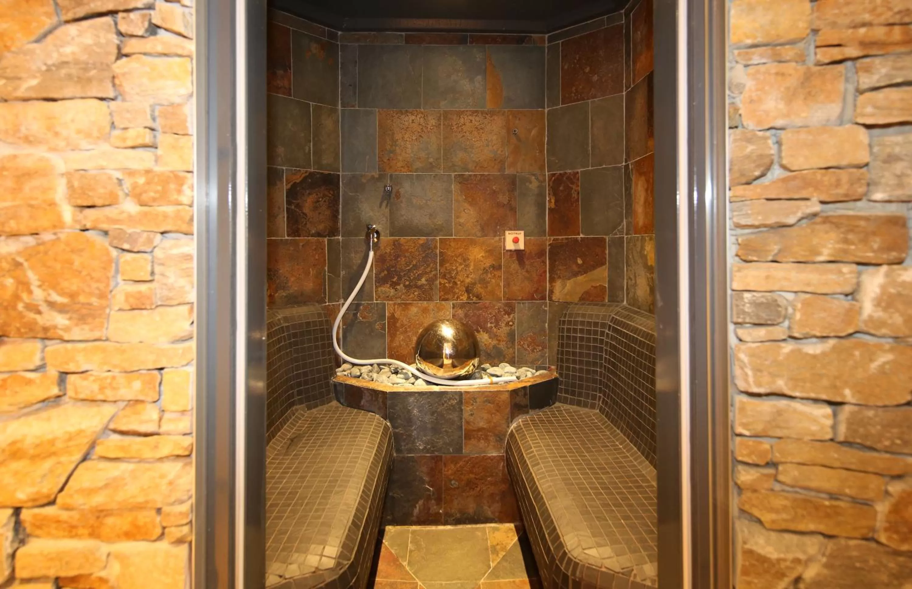 Sauna in Naturhotel Lärchenhof