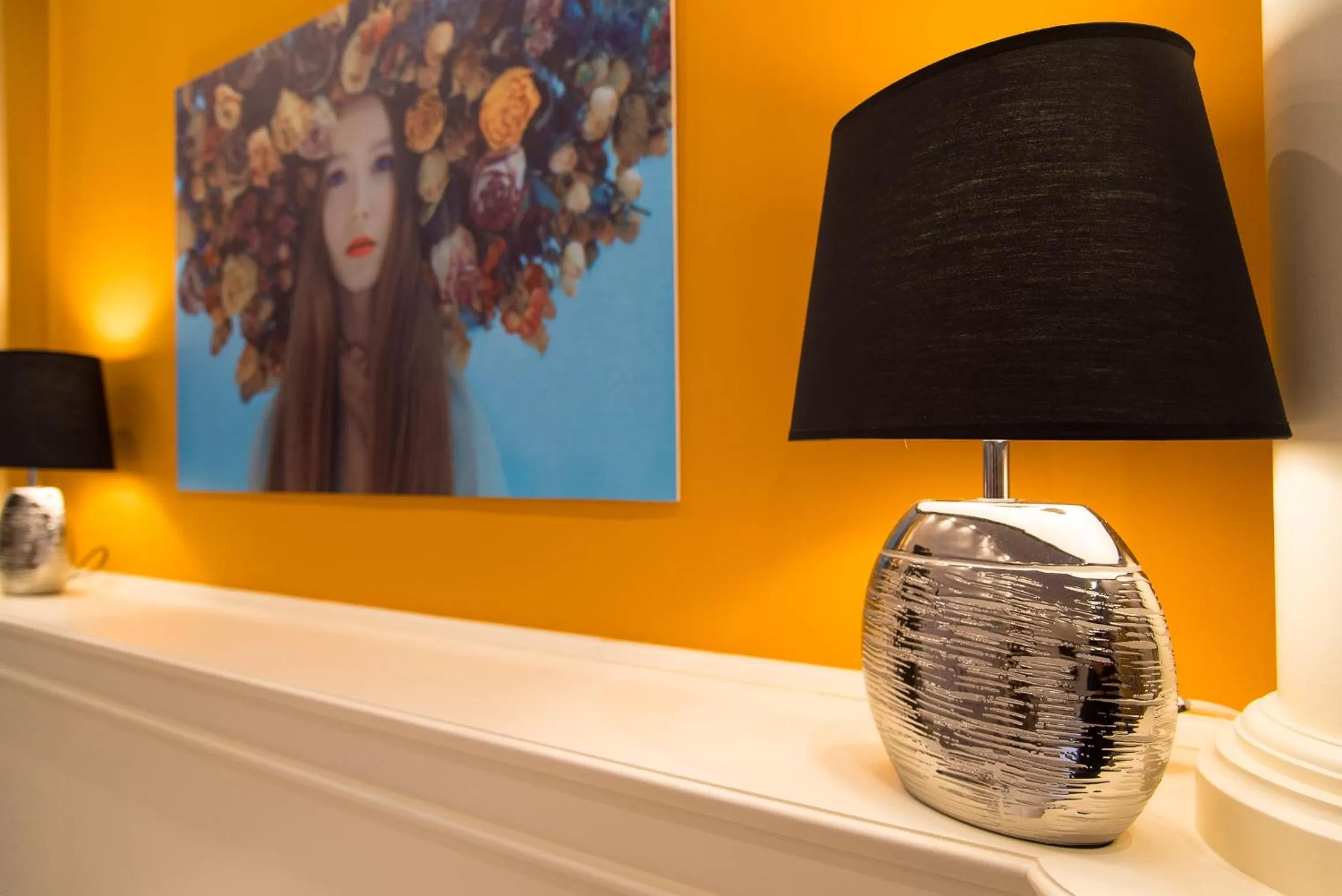 Decorative detail in B&B Arco Di Gallieno