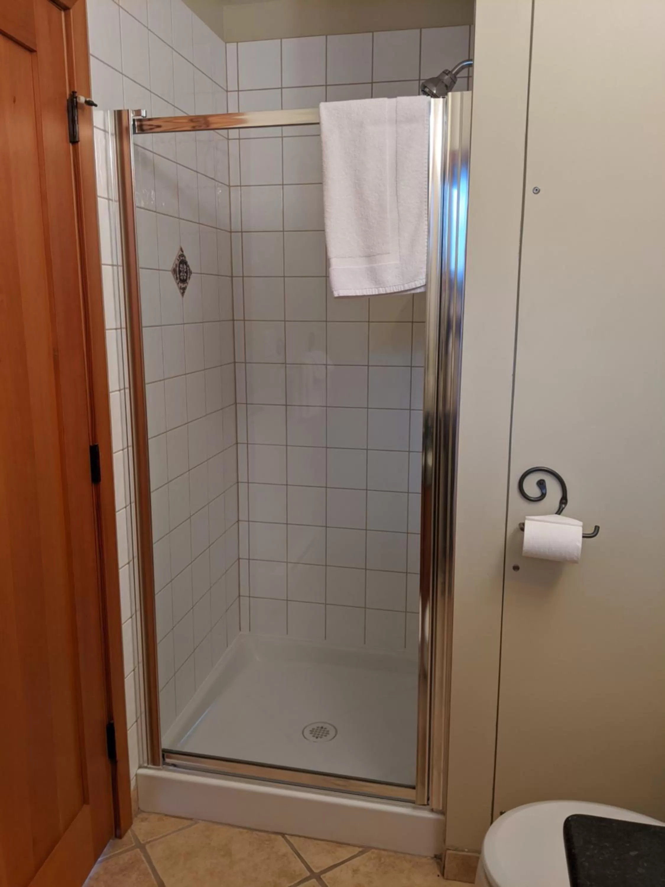 Shower in Moon Water Lodge