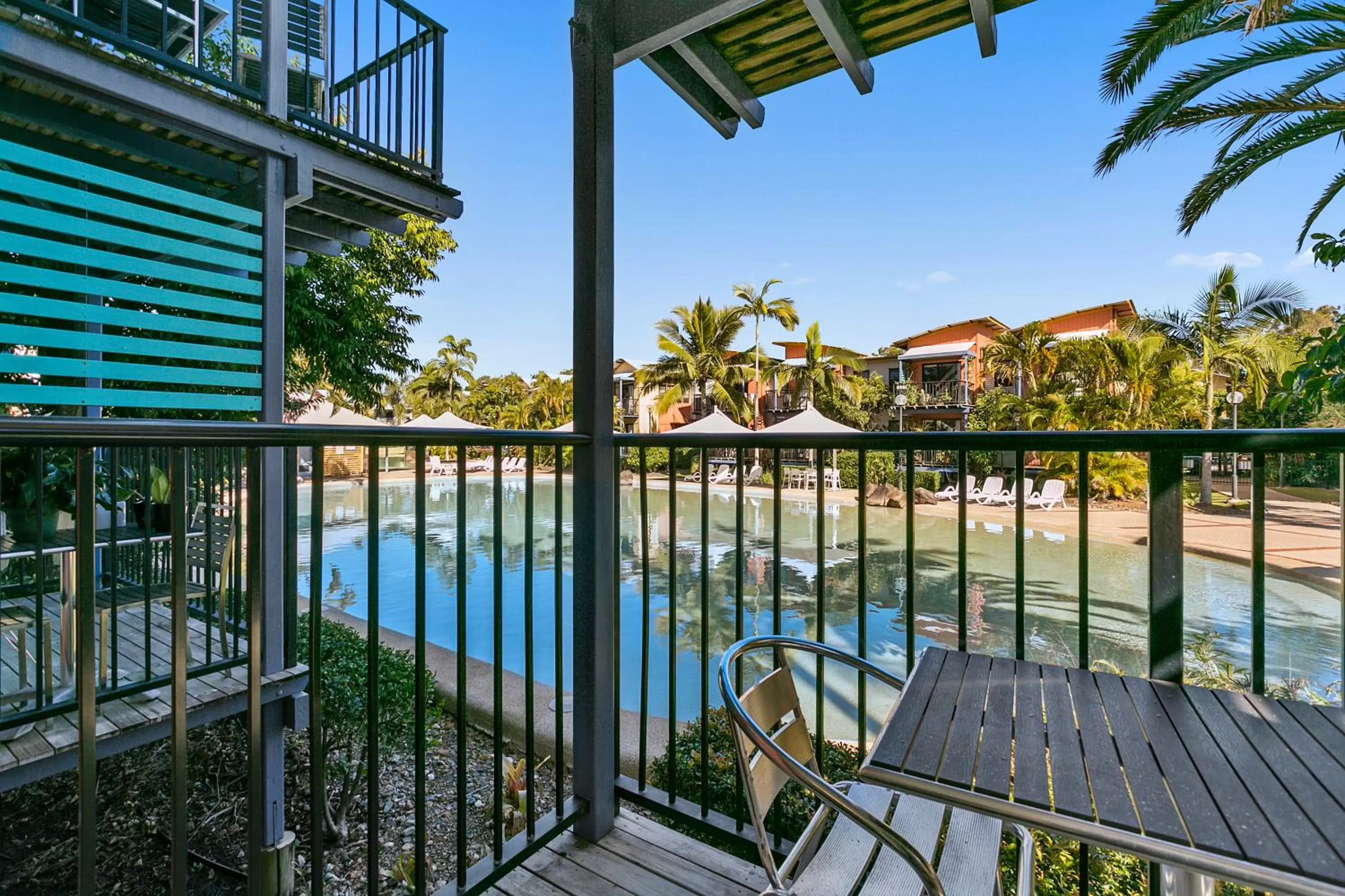 Noosa Lakes Resort