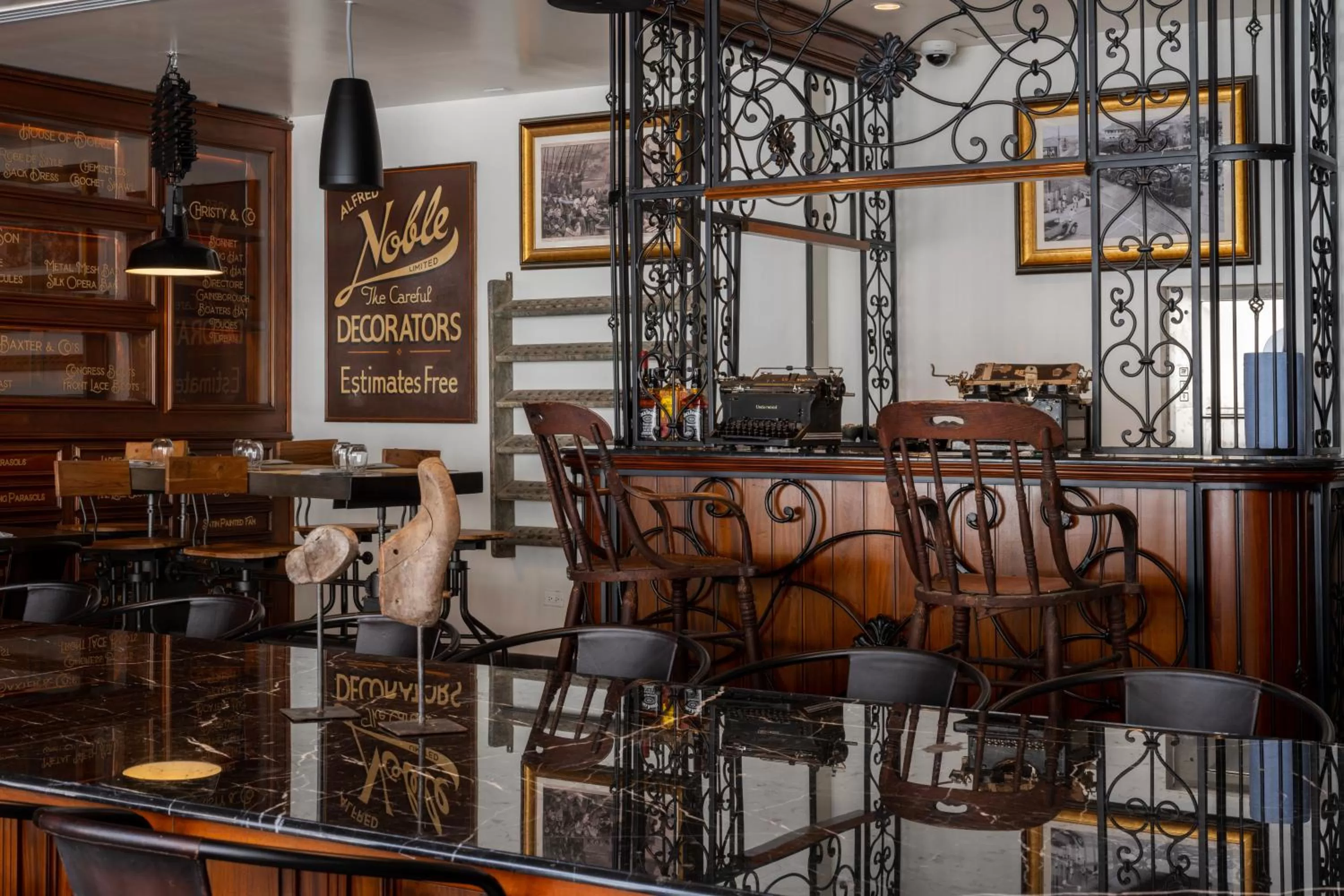 Restaurant/places to eat in Hotel La Compañía Casco Antiguo