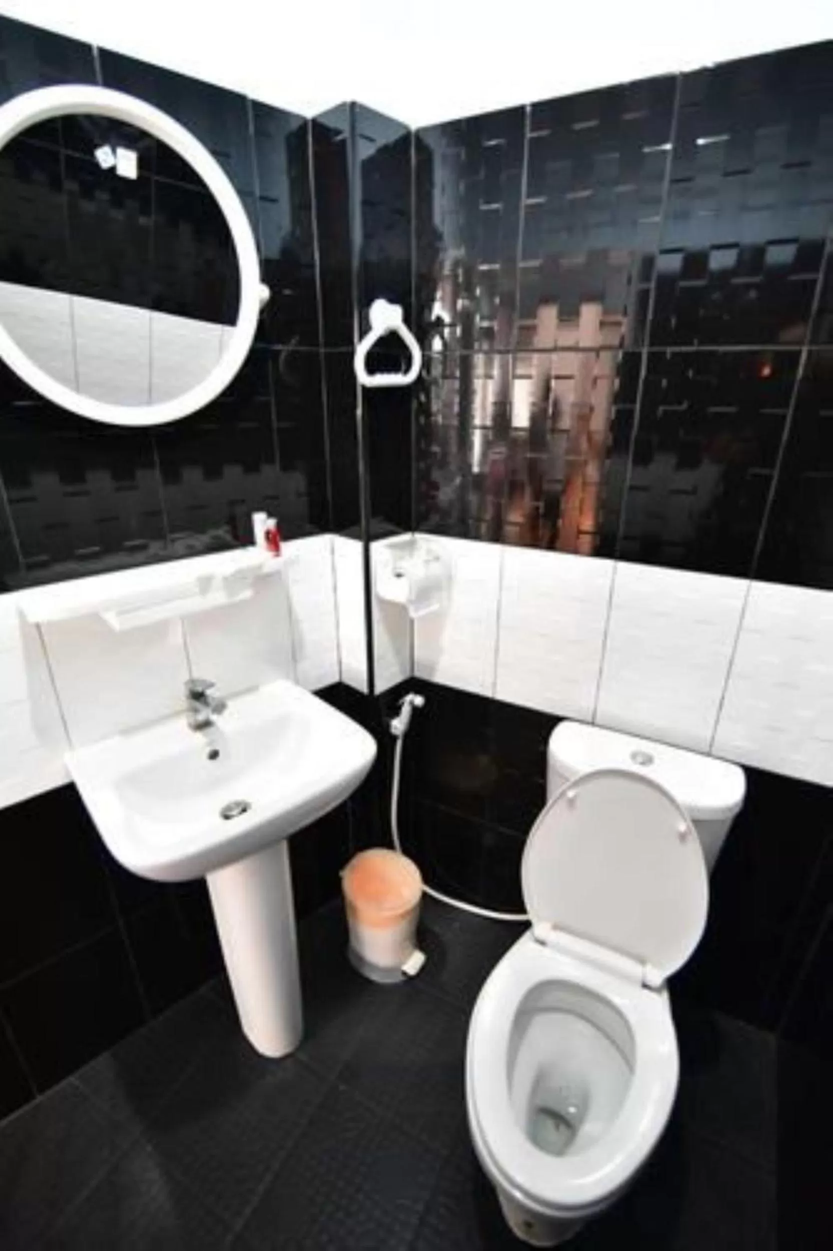 Bathroom in amenity@22