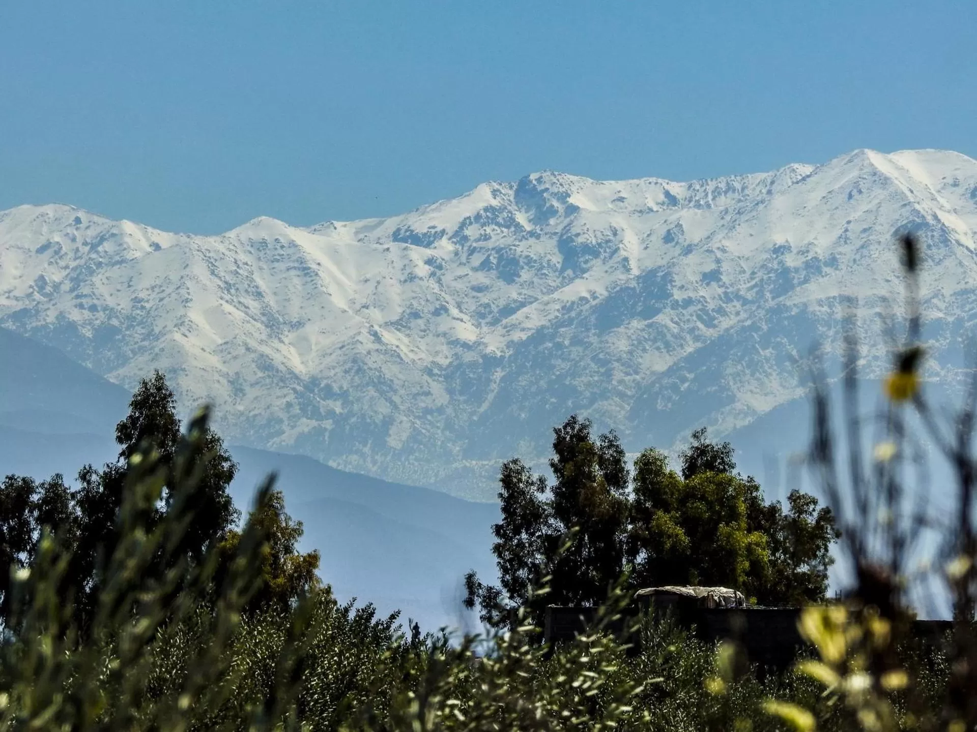 Mountain View in Le Bleu House