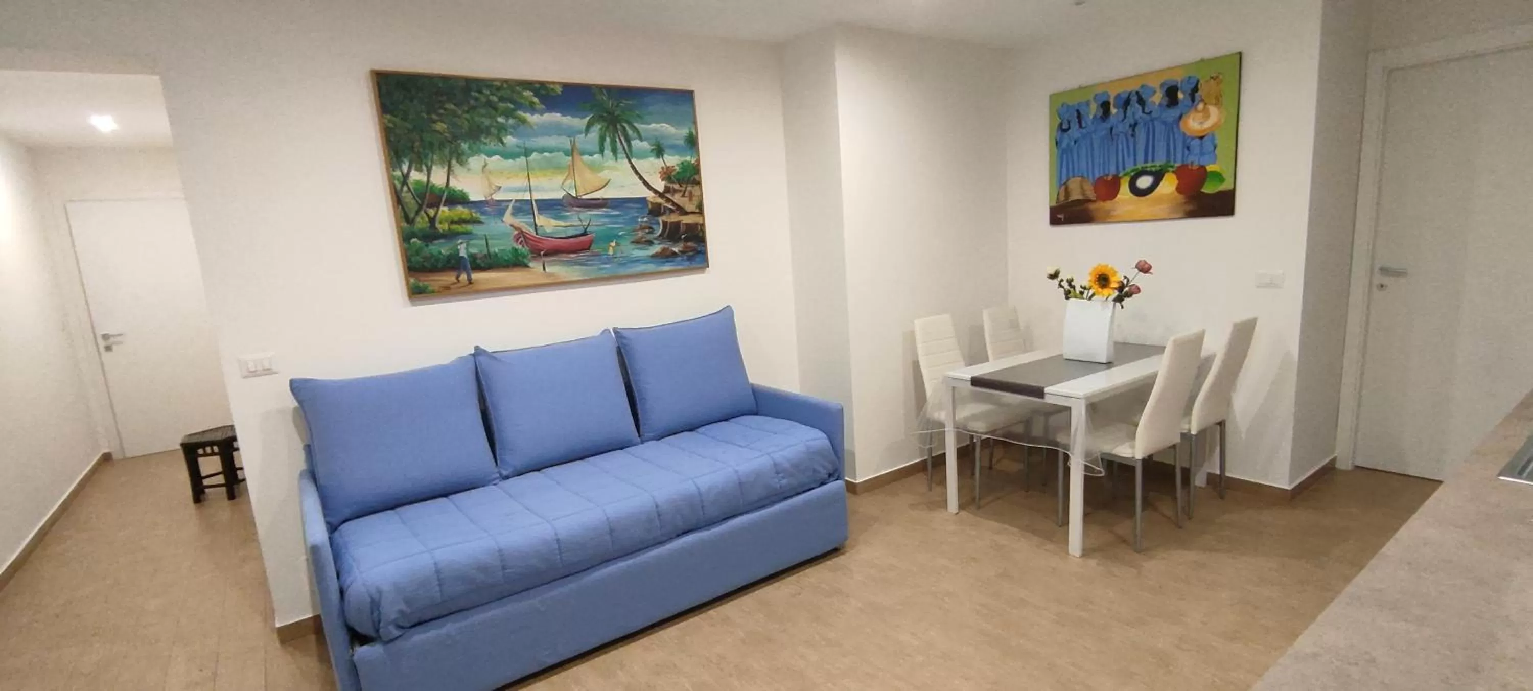 Seating Area in NICHOLAS HOME