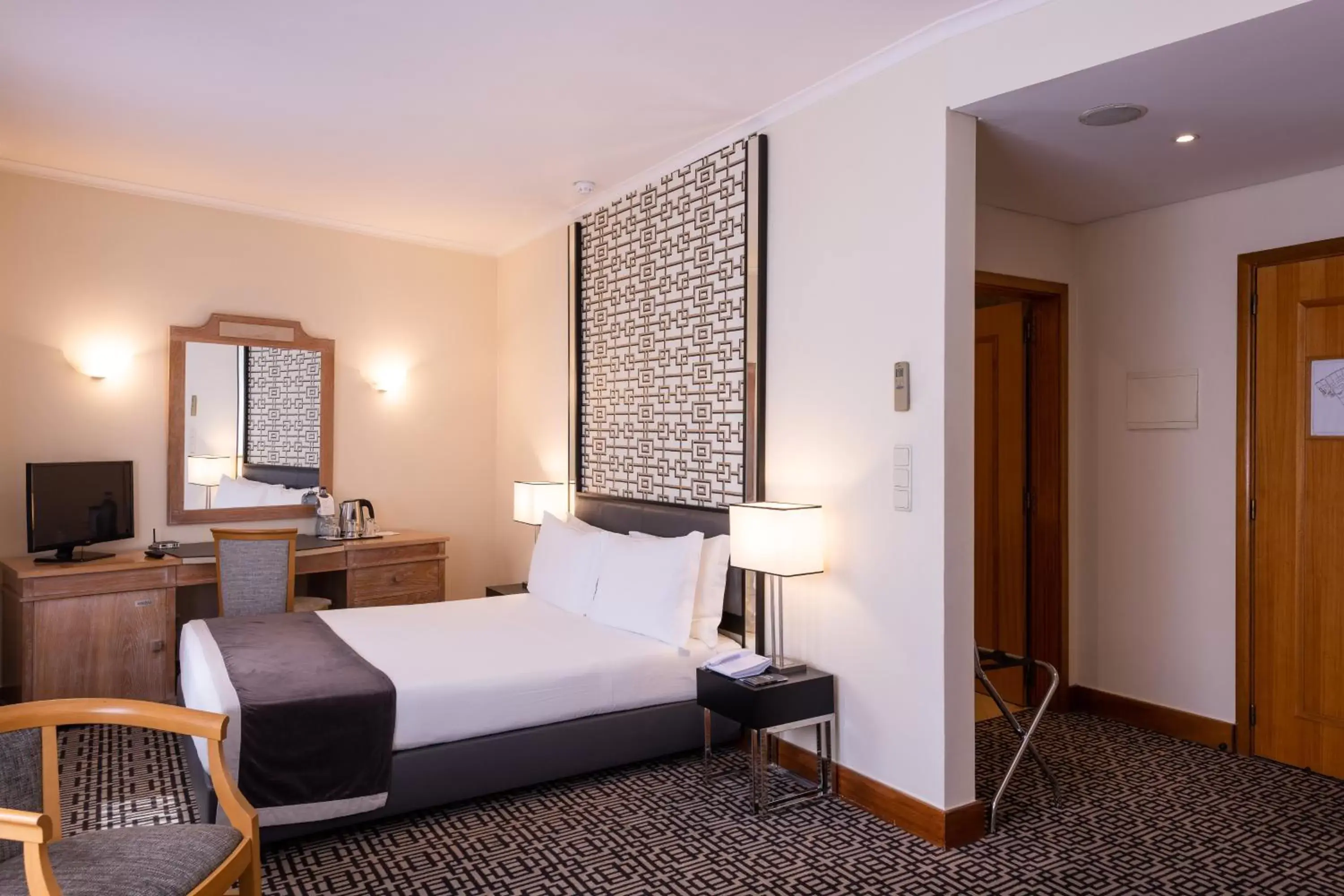 Triple Room in Hotel Mundial Triple Room in Hotel Mundial