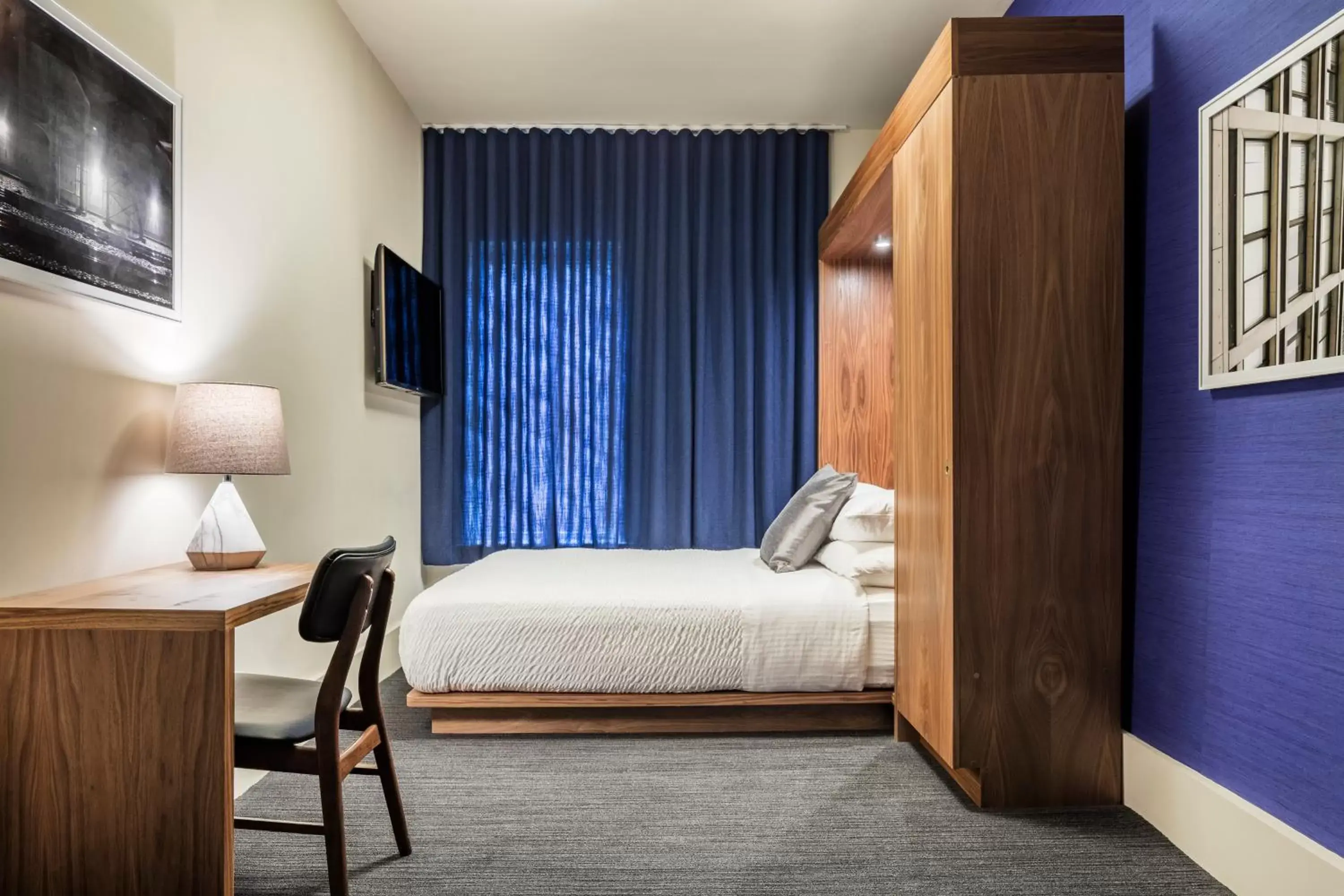 Queen Room with Two Queen Beds in Found Hotel Boston Common Queen Room with Two Queen Beds in Found Hotel Boston Common