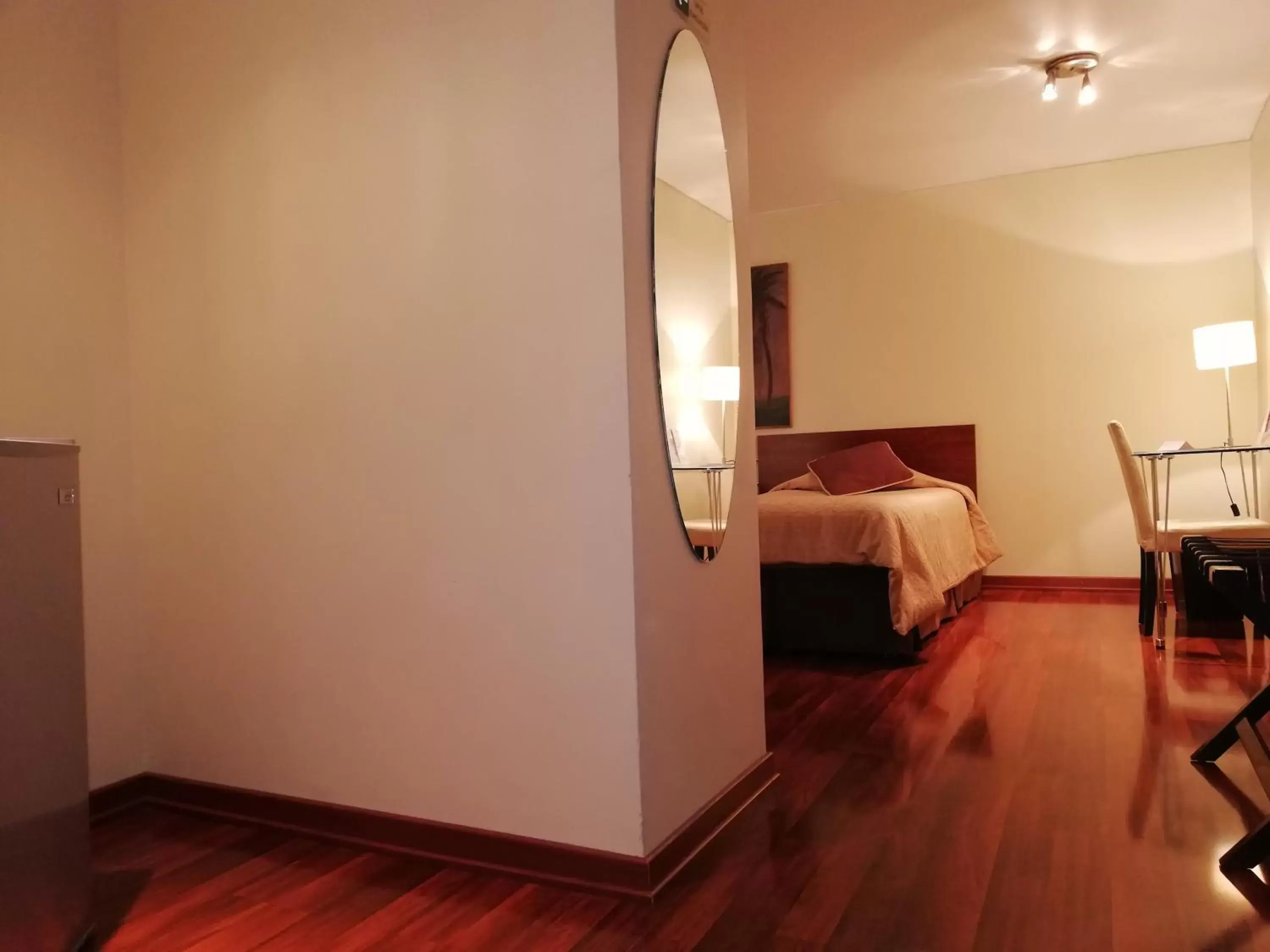 Standard Twin Room in Hotel Diego de Velazquez Standard Twin Room in Hotel Diego de Velazquez