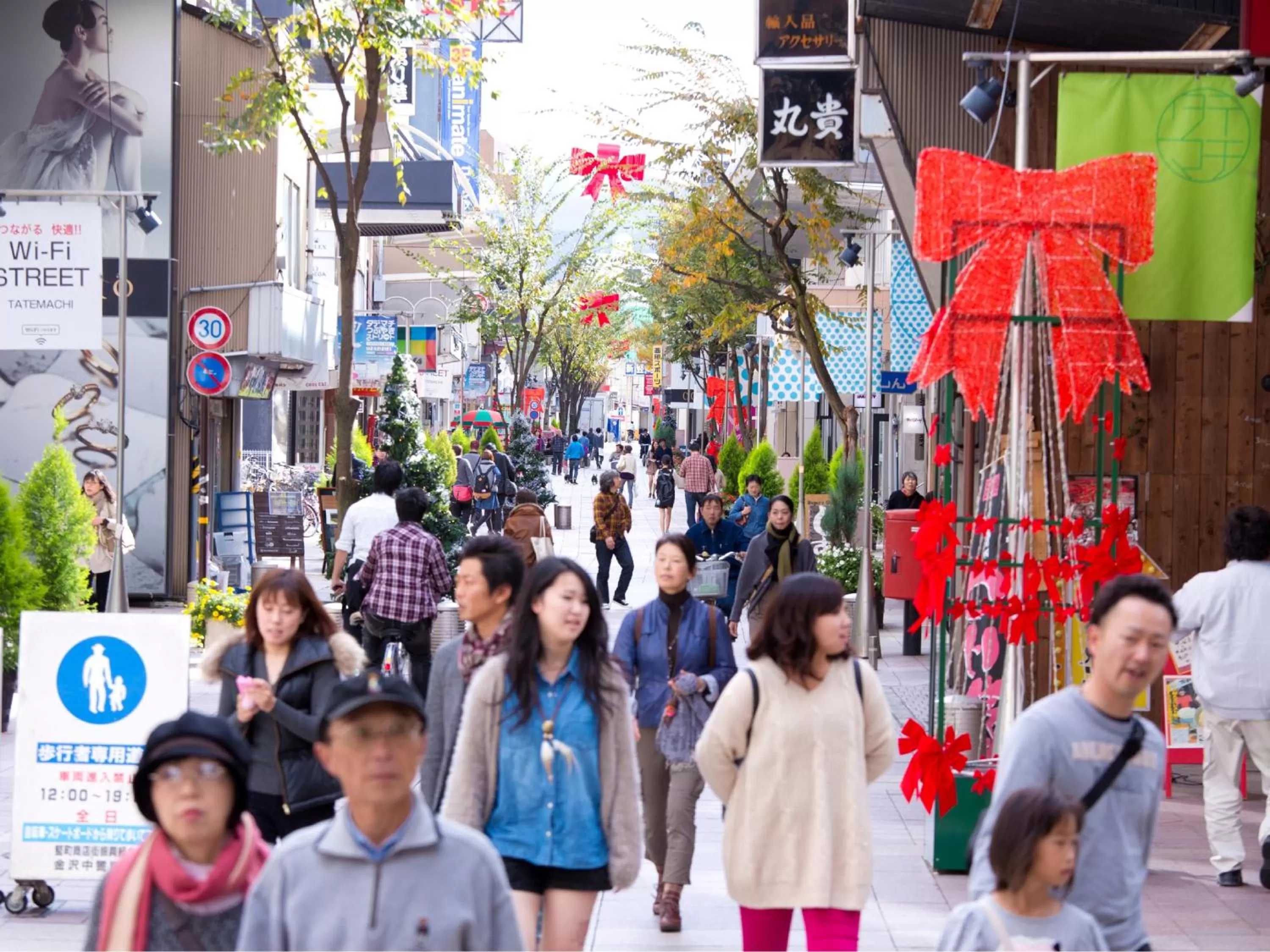 Nearby landmark in Hotel Wing International Premium Kanazawa Ekimae