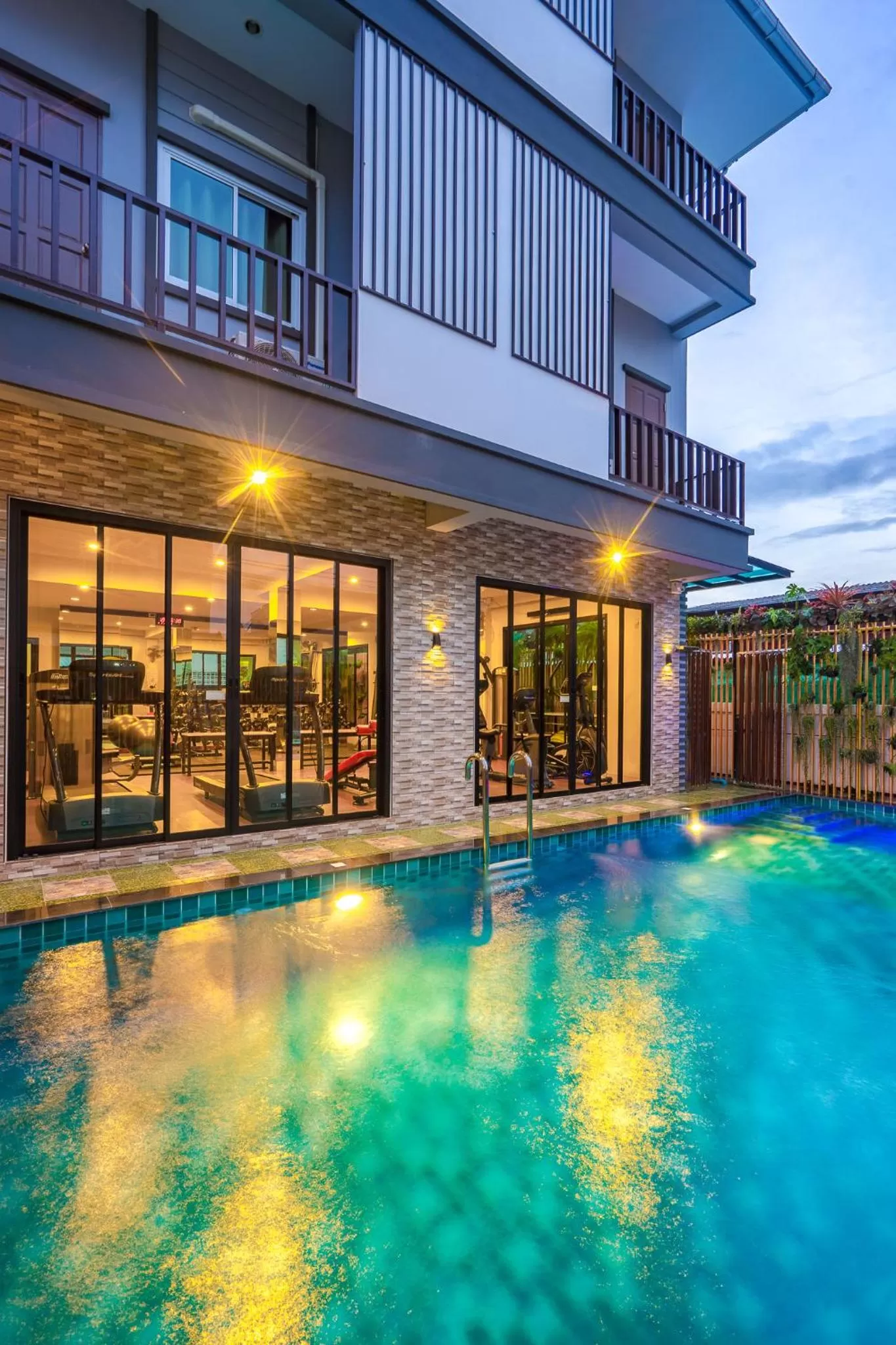 Property building in Penyos Residence