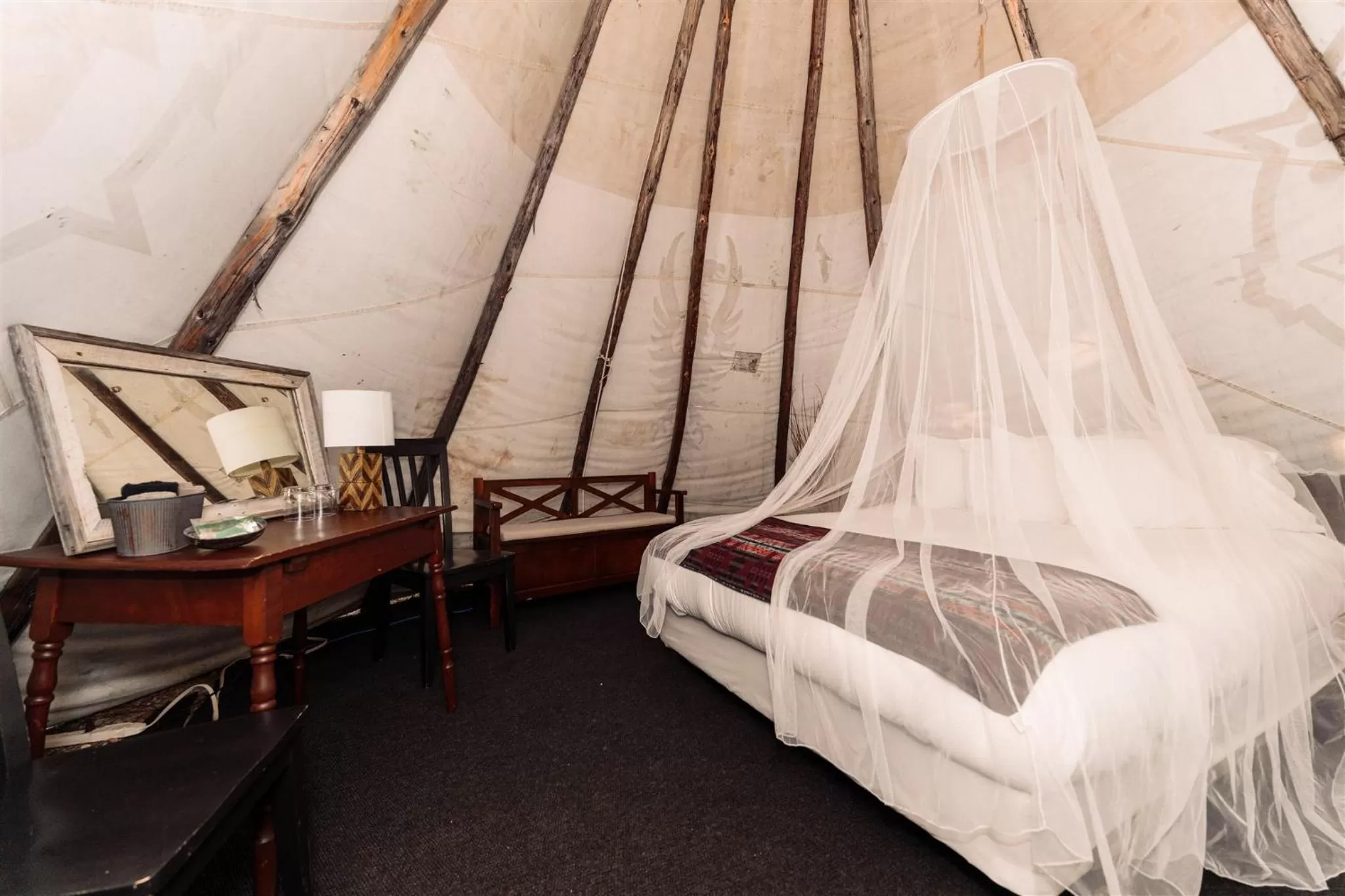 Bed in Similkameen Wild Resort & Winery Retreat