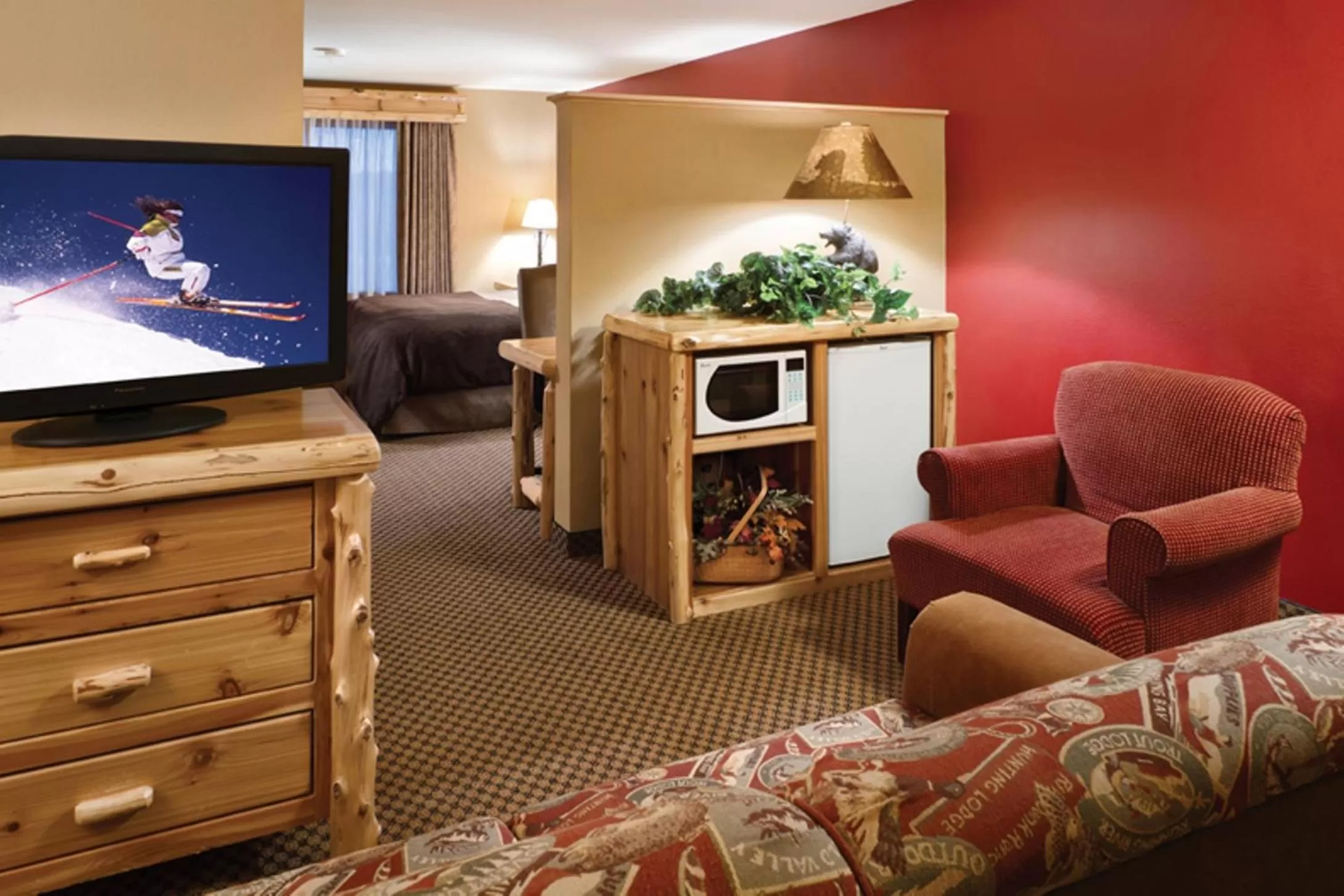 King Suite in The Lodge at Brainerd Lakes, Trademark Collection by Wyndham