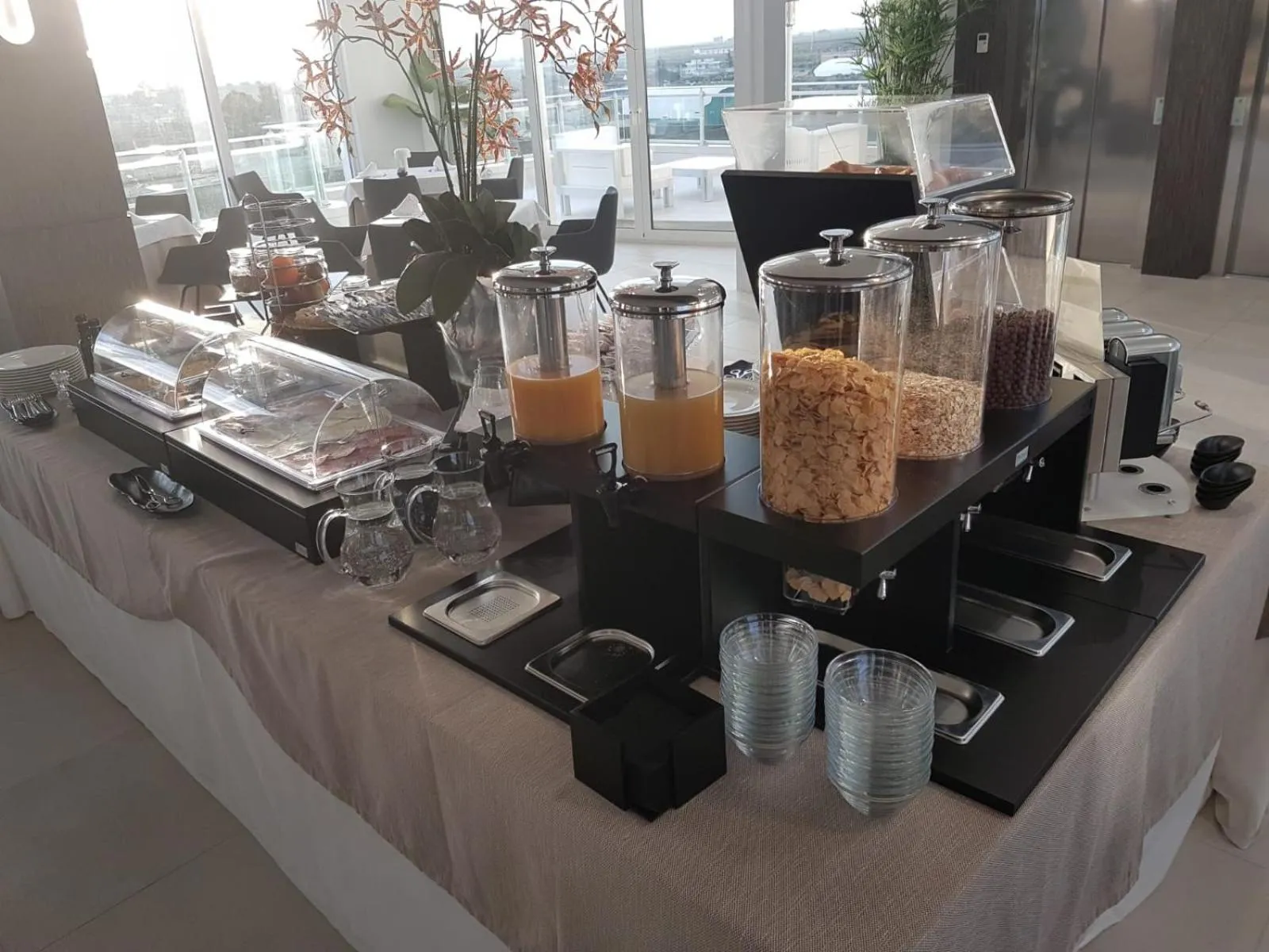 Buffet breakfast in Grieco Business & Spa Hotel