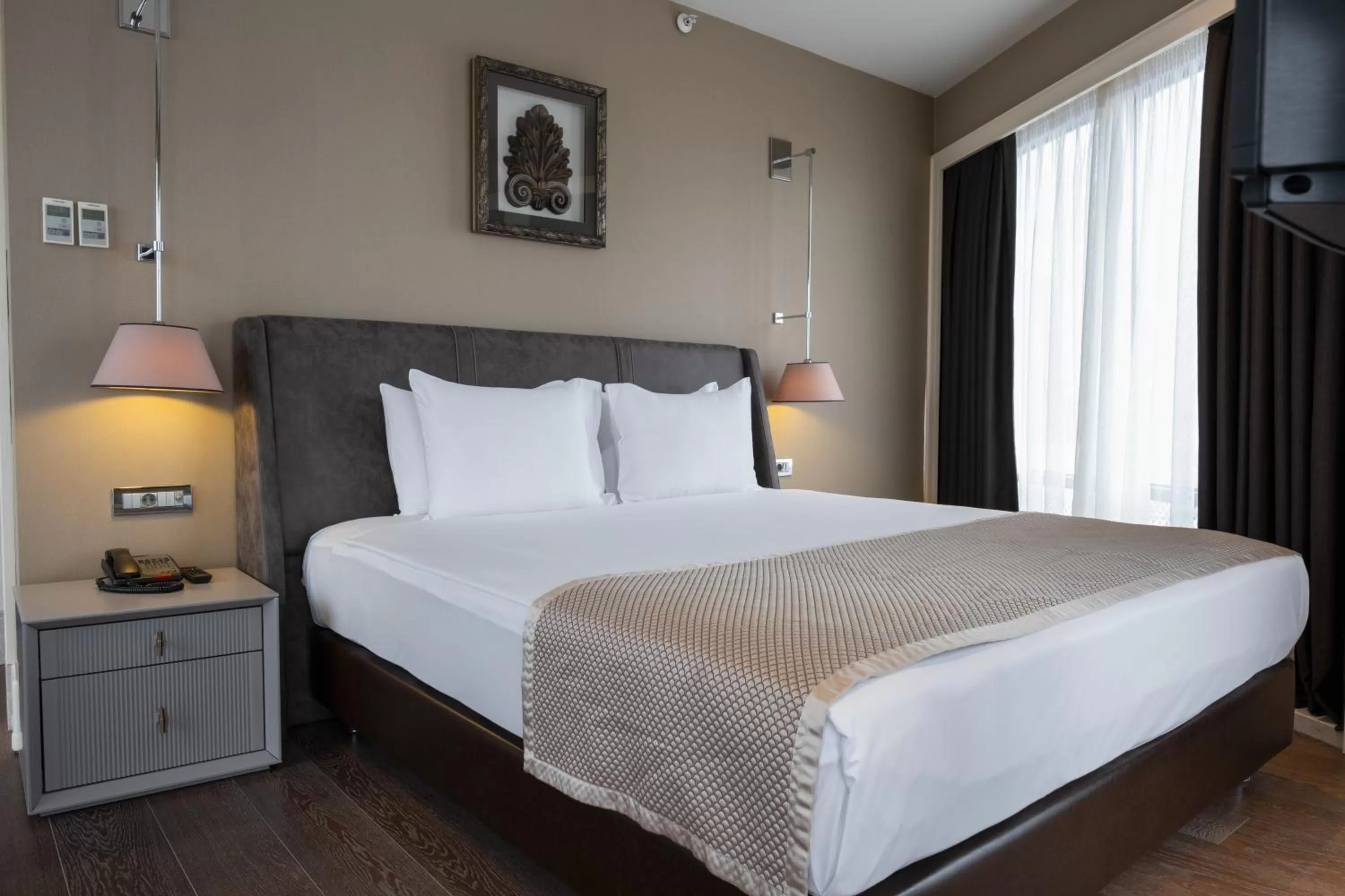 Bed in Windsor Hotel & Convention Center Istanbul