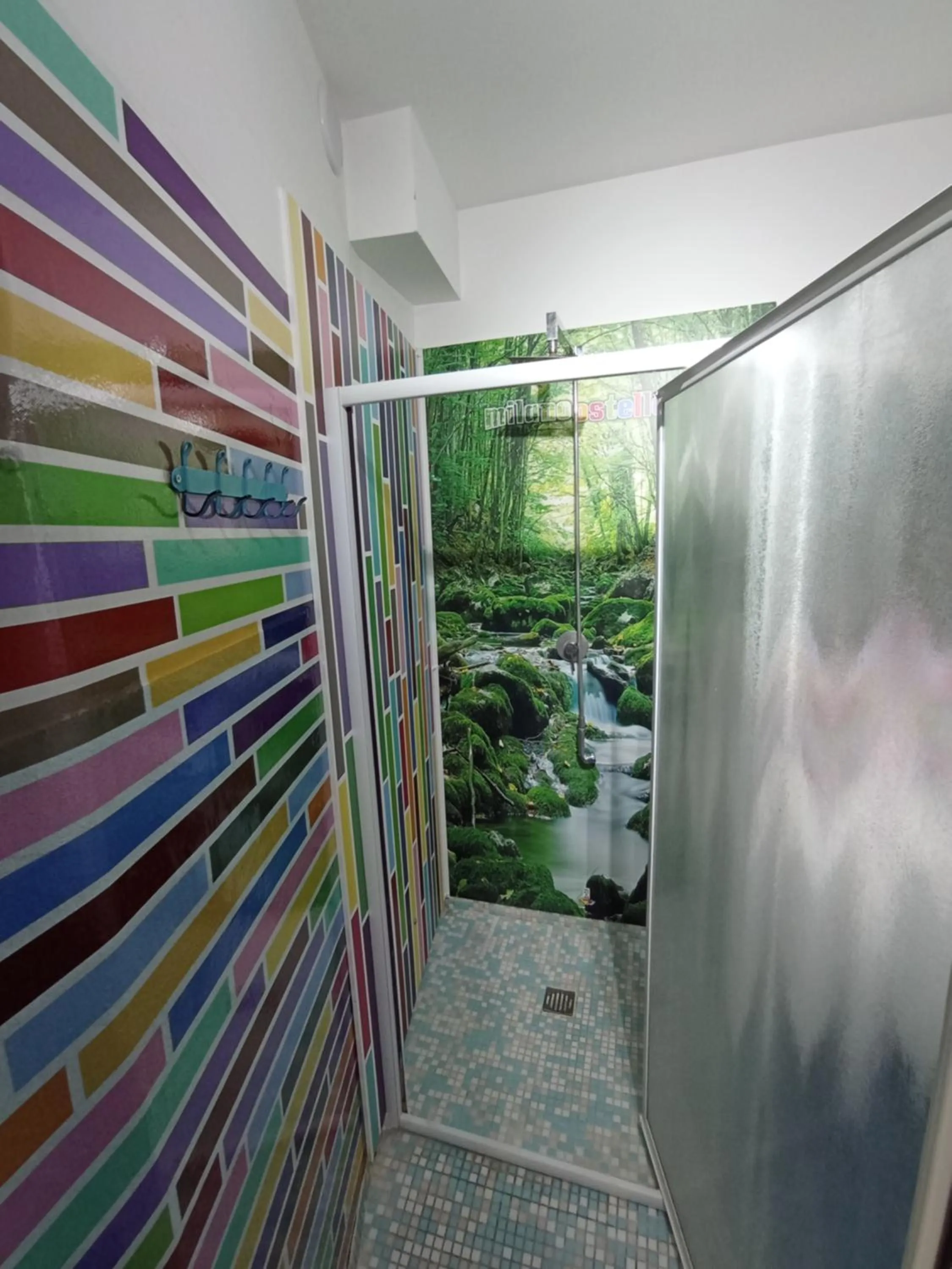 Shower in Milano Ostello