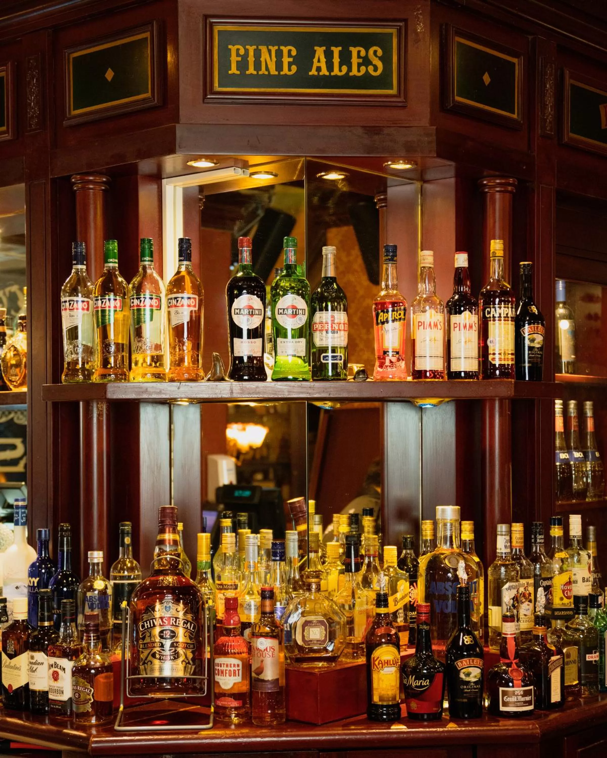 Nightclub / DJ in Sheraton Khalidiya Hotel