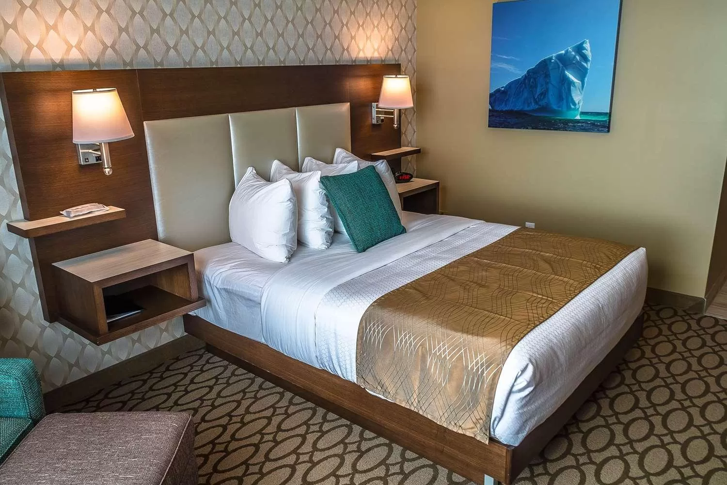 Queen Room - Non-Smoking in Best Western Plus St. John's Airport Hotel and Suites