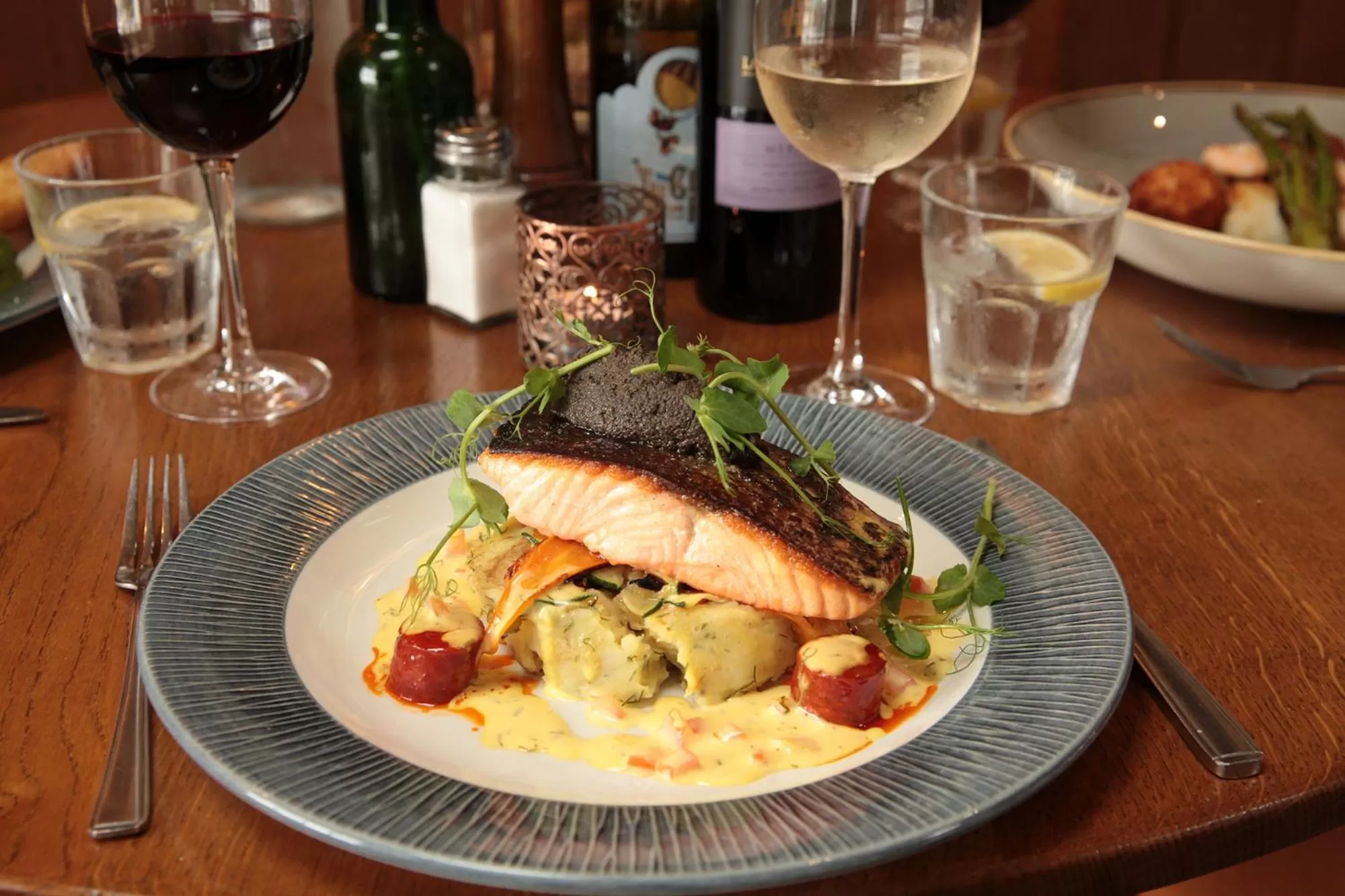 Food and drinks in The Erskine Arms