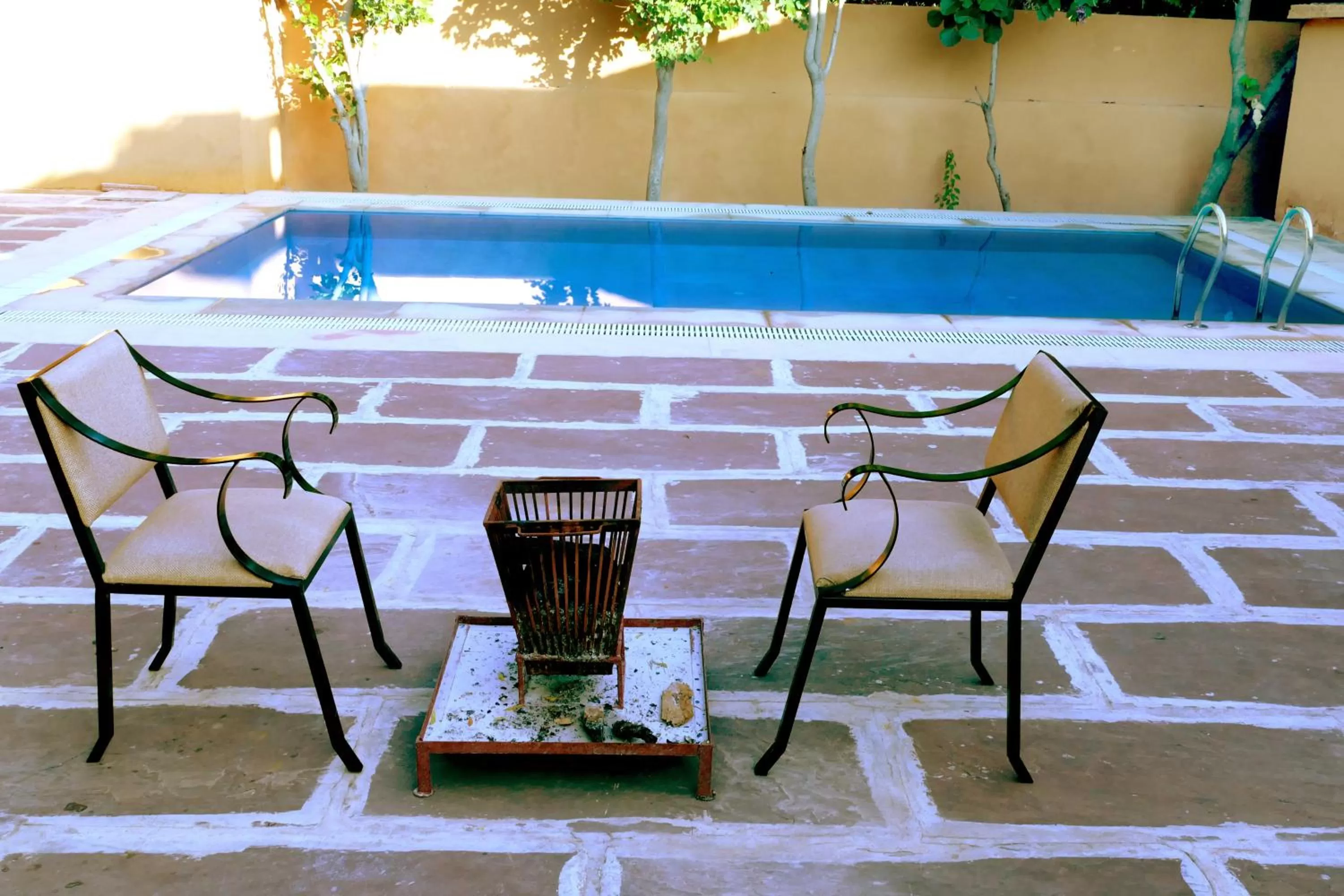 Swimming pool in Madho Bagh