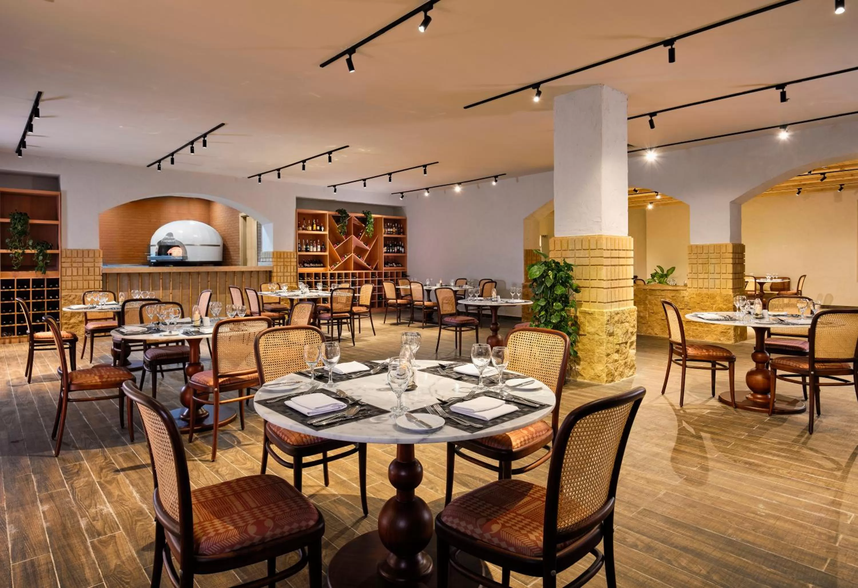 Restaurant/places to eat in Coral Sea Waterworld Sharm El Sheikh