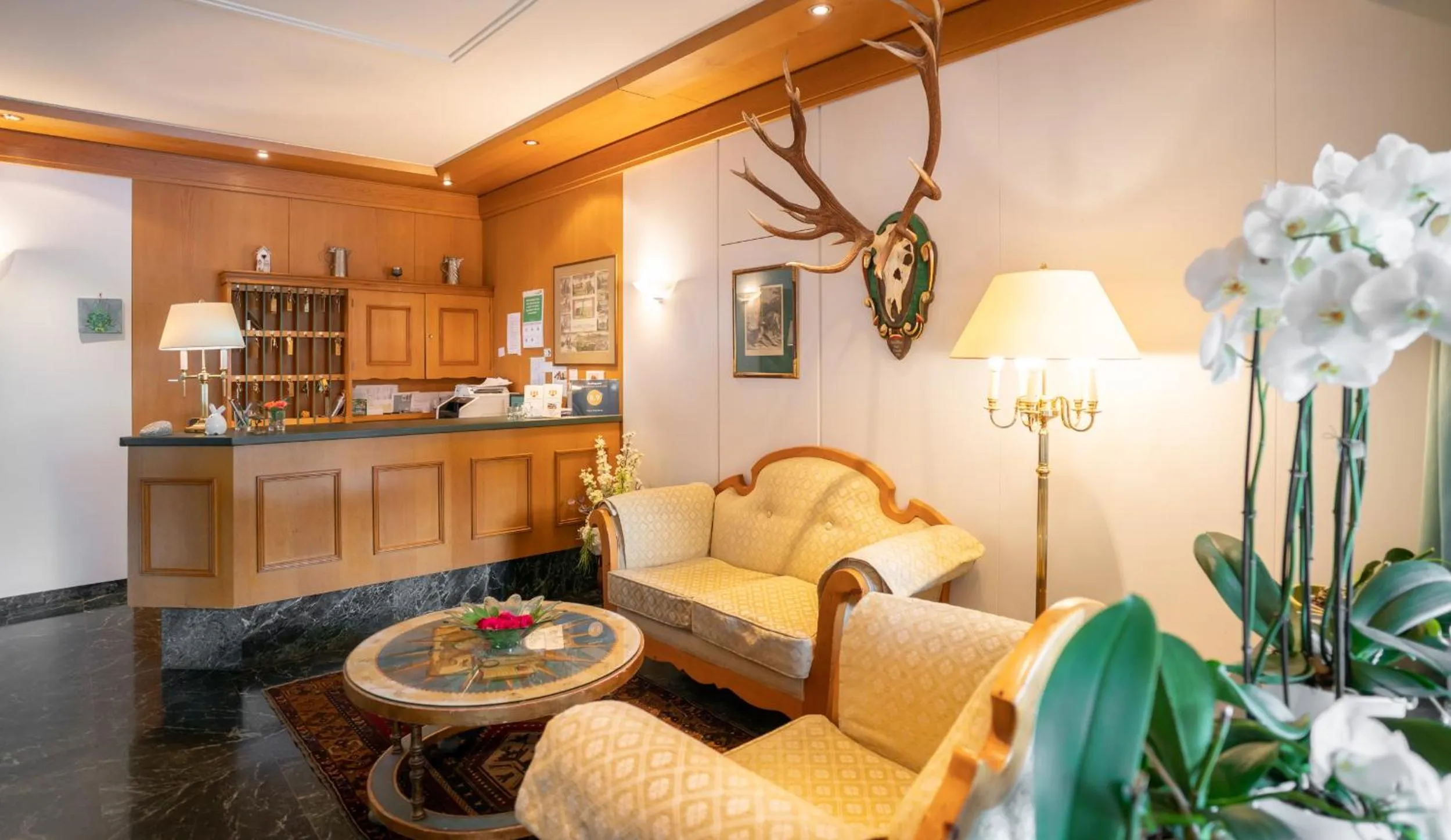 Seating area in Hotel Haus Arenberg