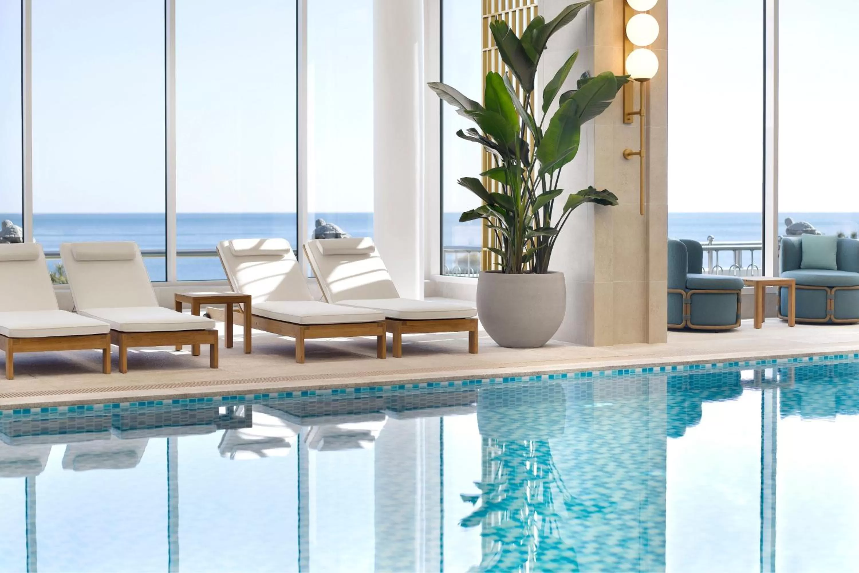 Swimming pool in The Westin Josun Busan