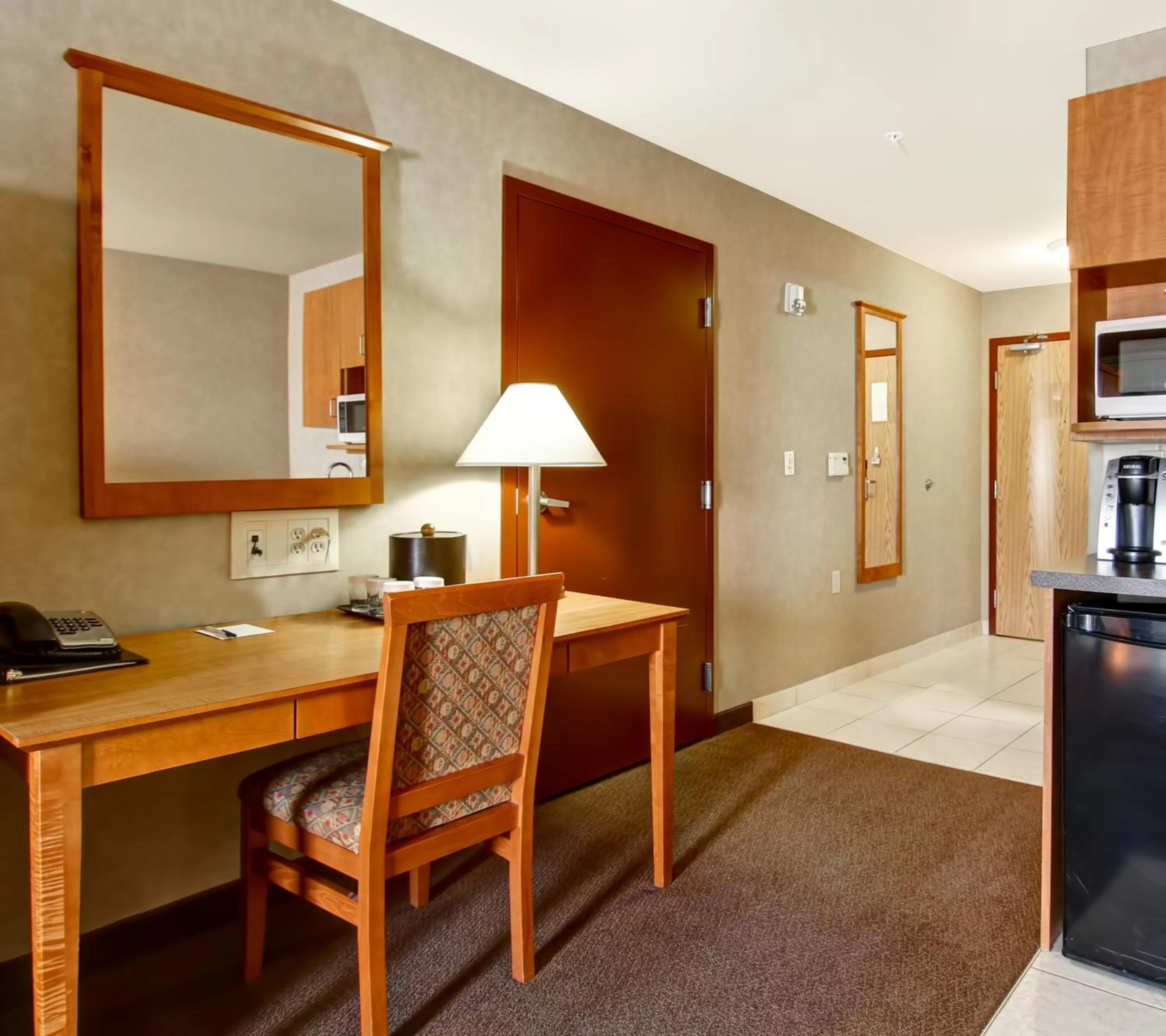 Bedroom in Canalta Brooks