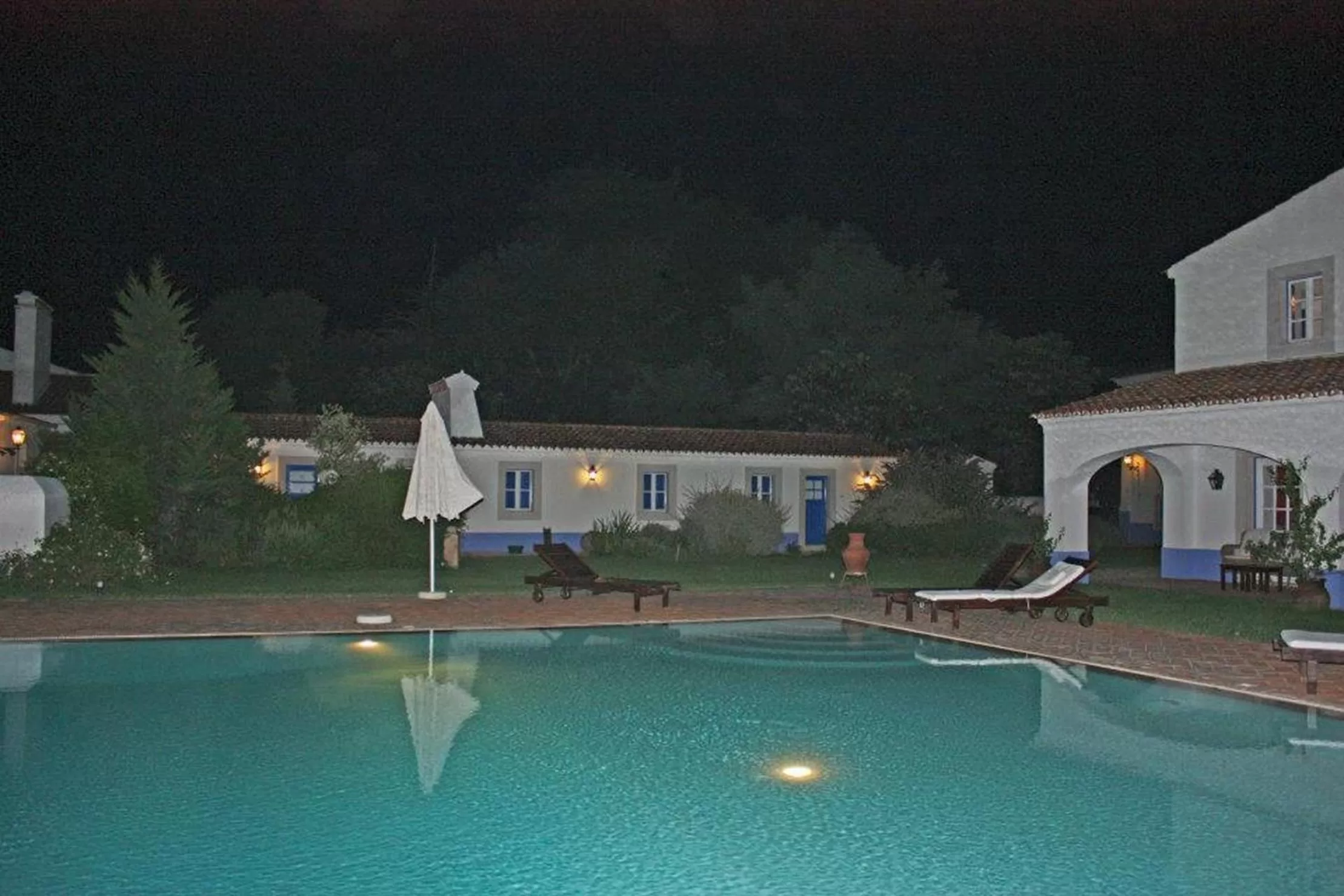 Swimming pool in Hotel Rural Monte Da Rosada