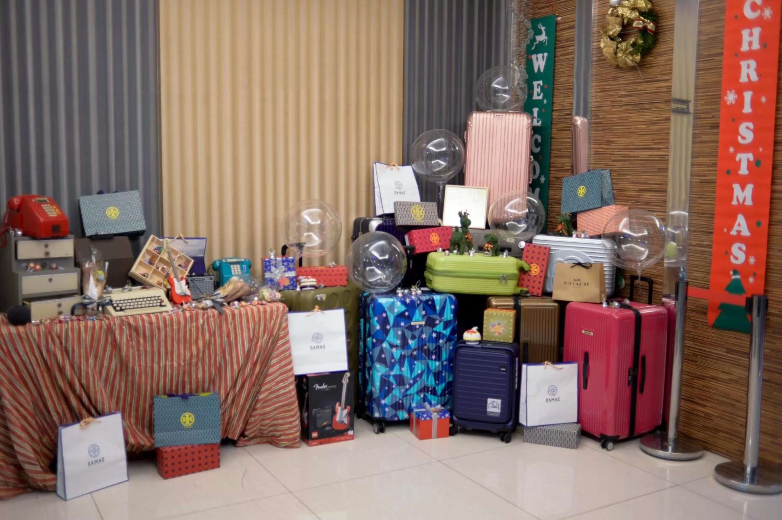 Property building in Mei Hotel