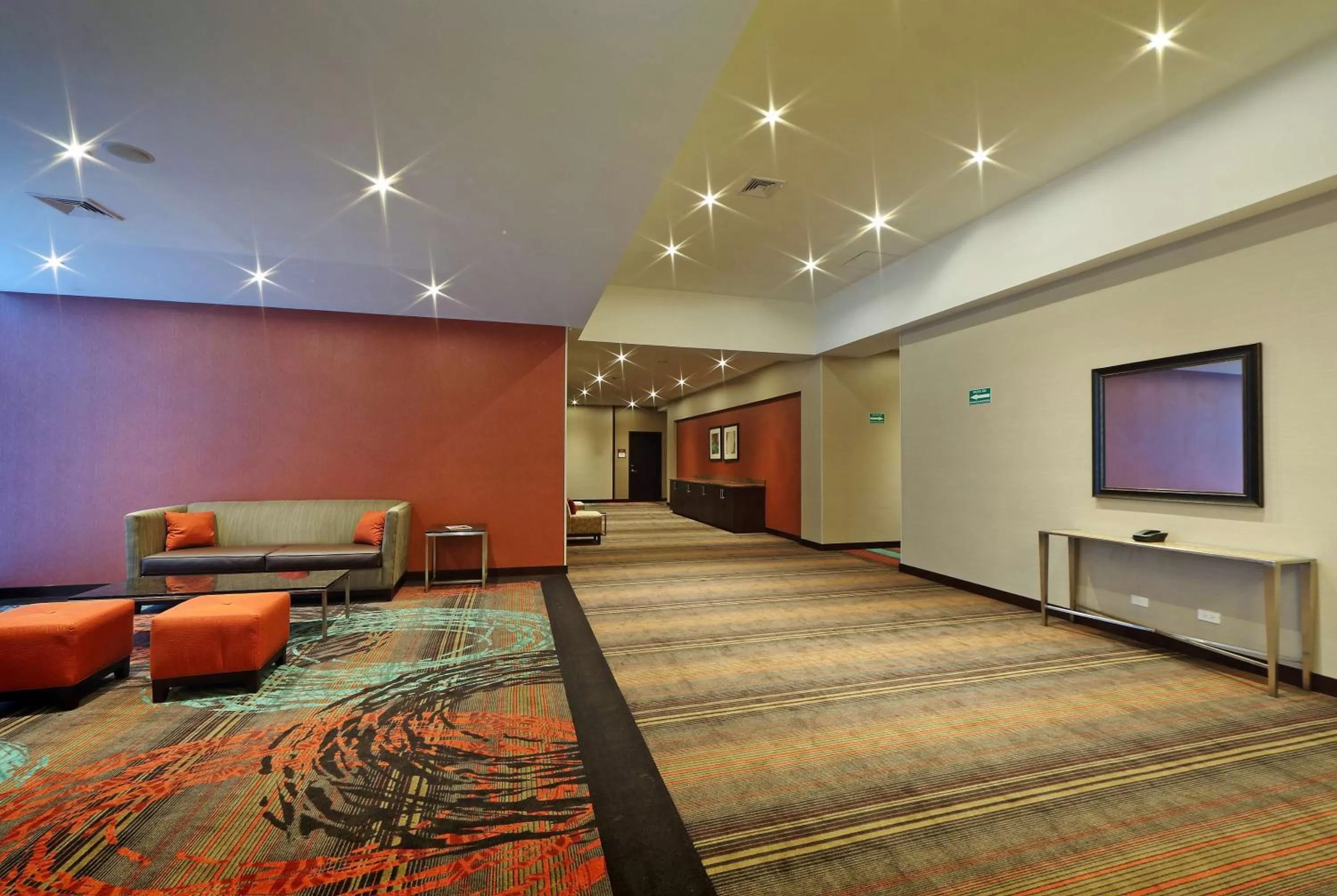 Lobby or reception in MARINN PLACE Financial District