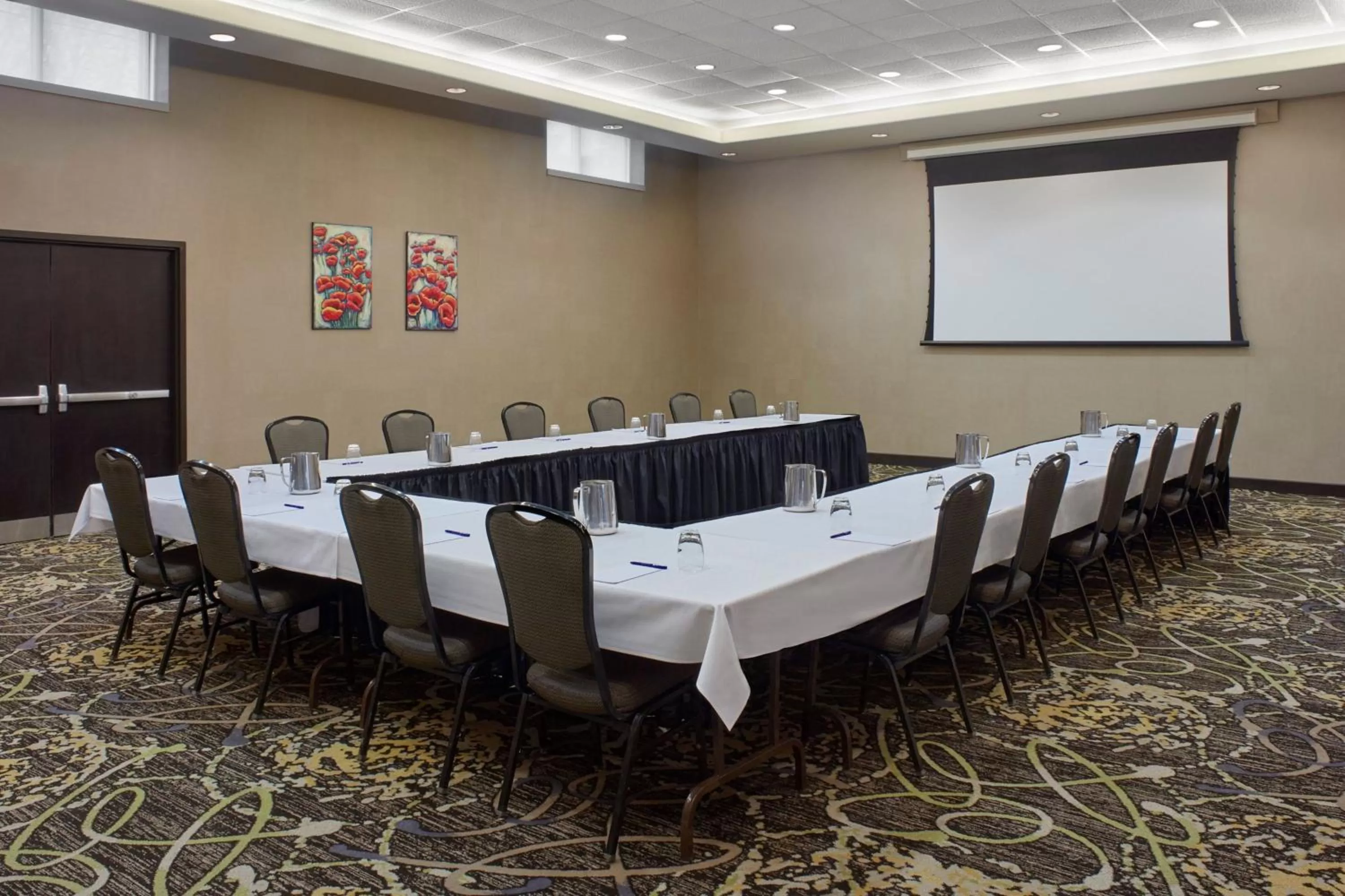 Meeting/conference room in Delta Hotels by Marriott Guelph Conference Centre