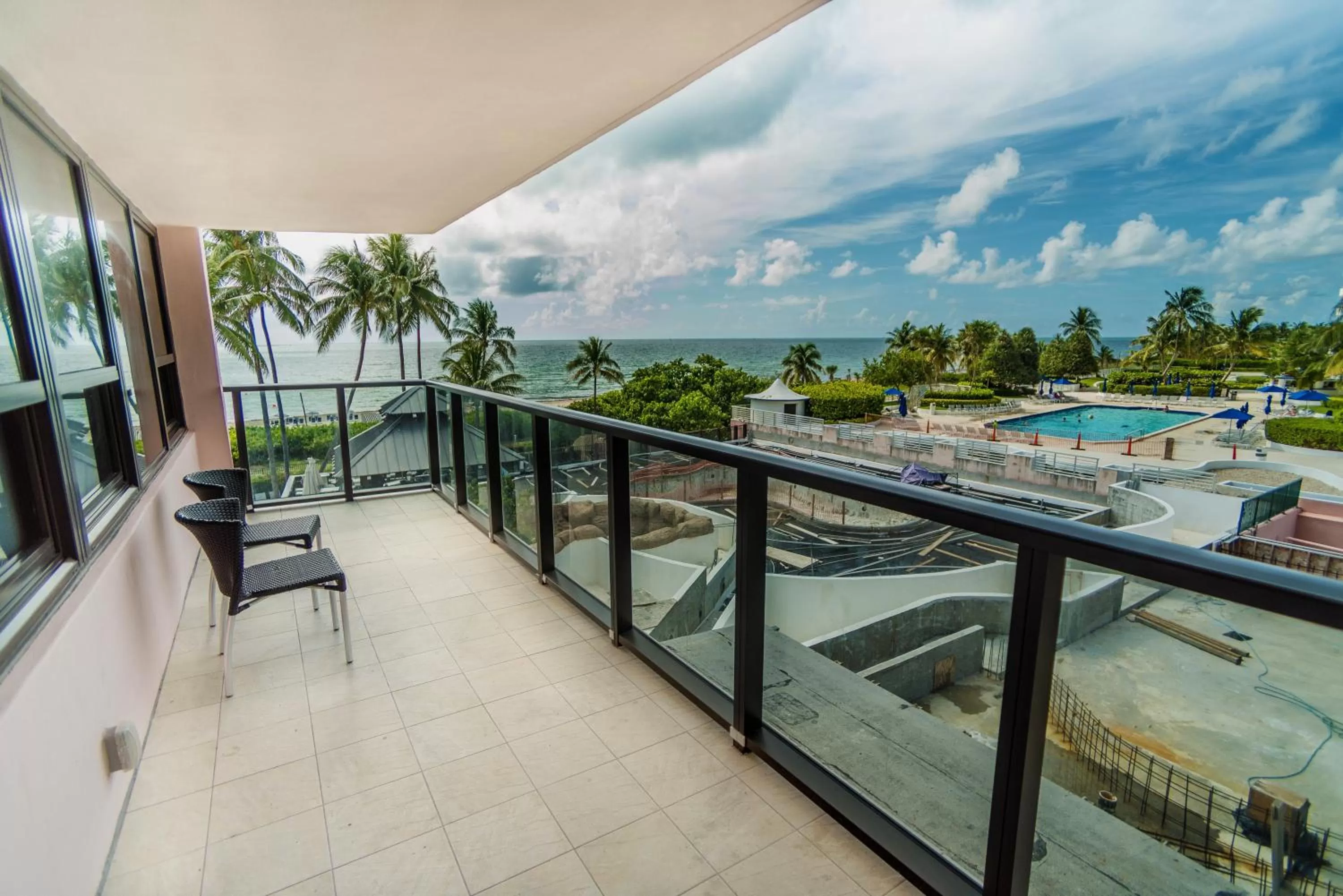 Balcony/Terrace in The Alexander Beach Residences