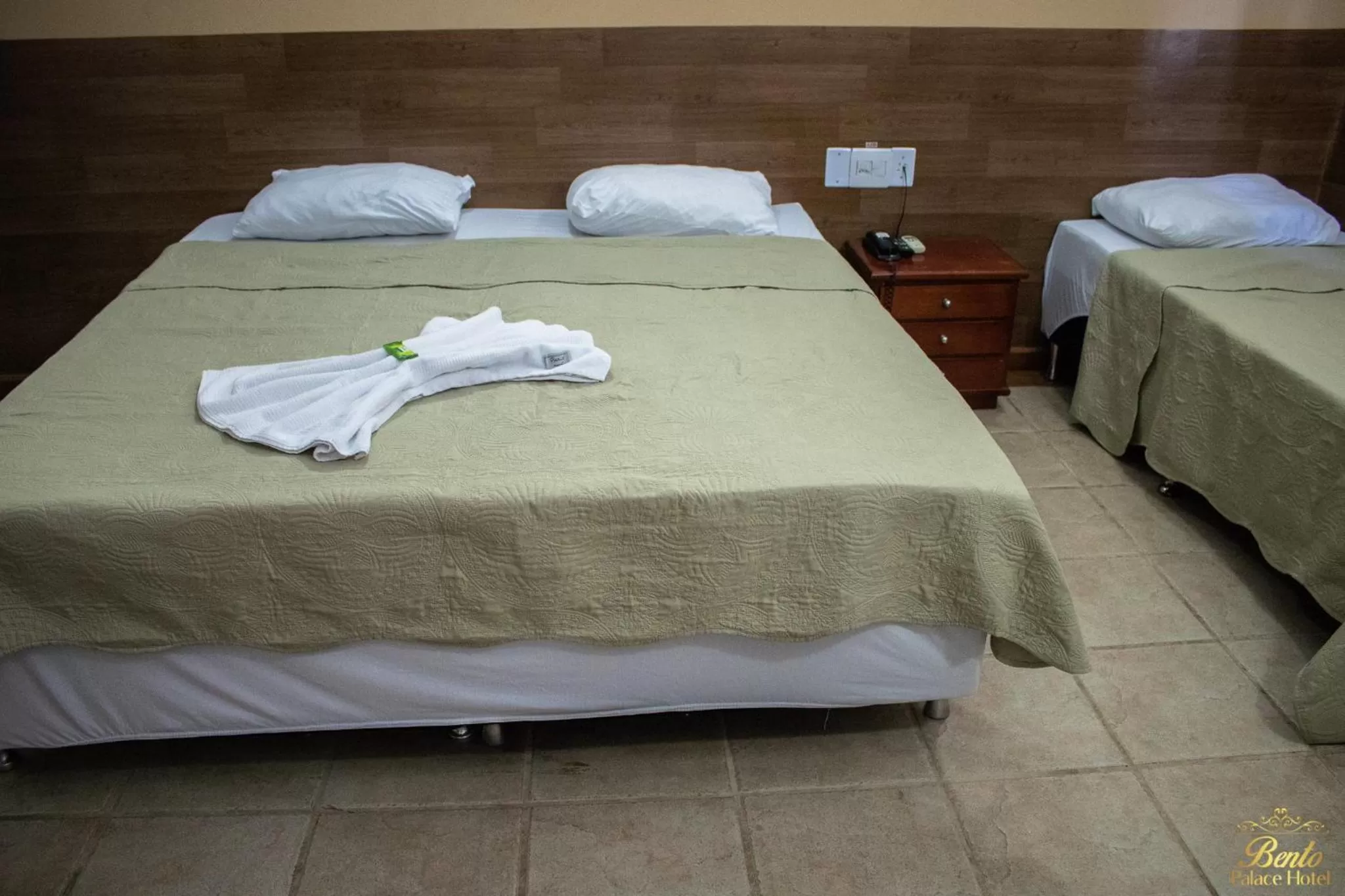 Bed in Bento palace hotel