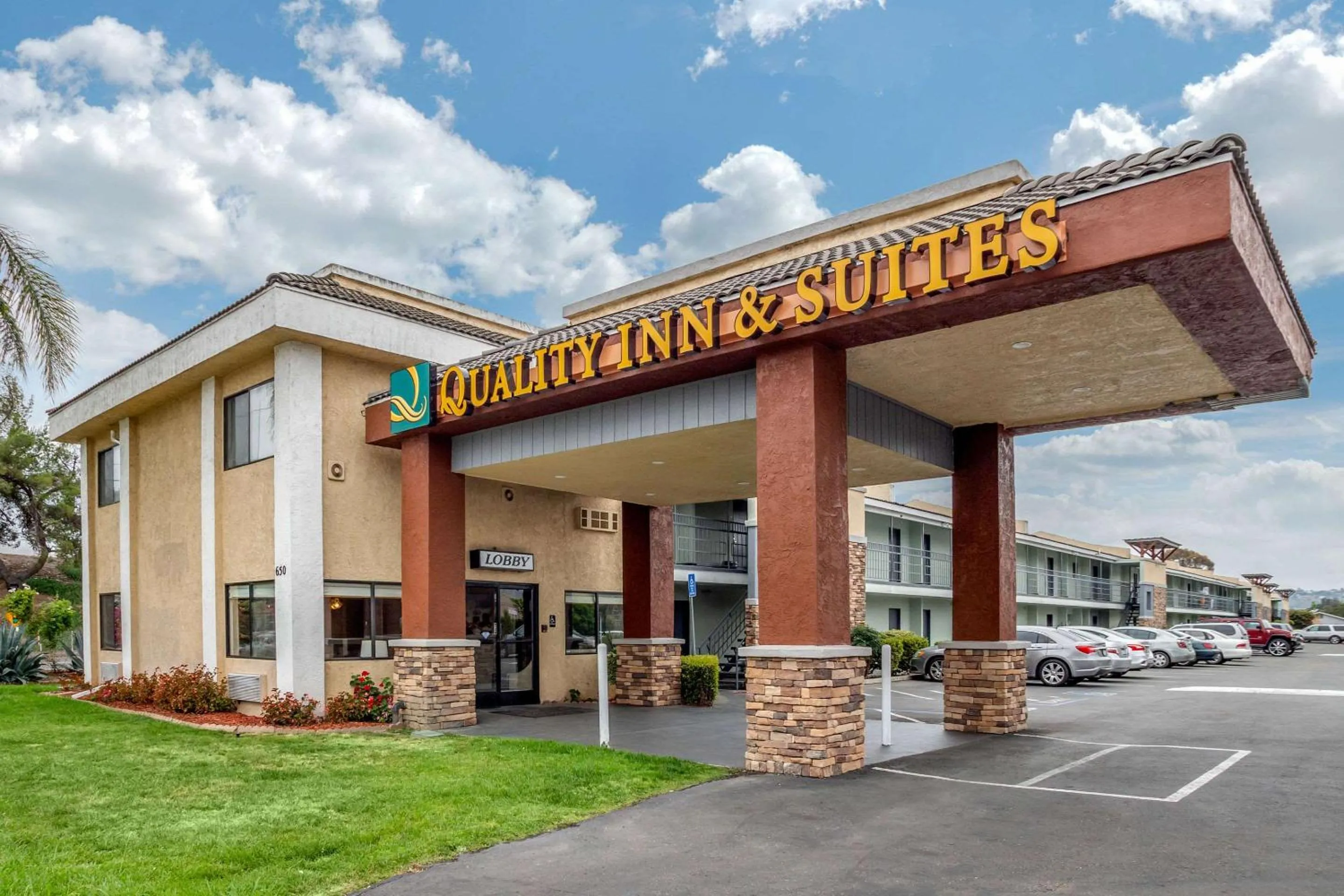 Property building in Quality Inn & Suites El Cajon San Diego East