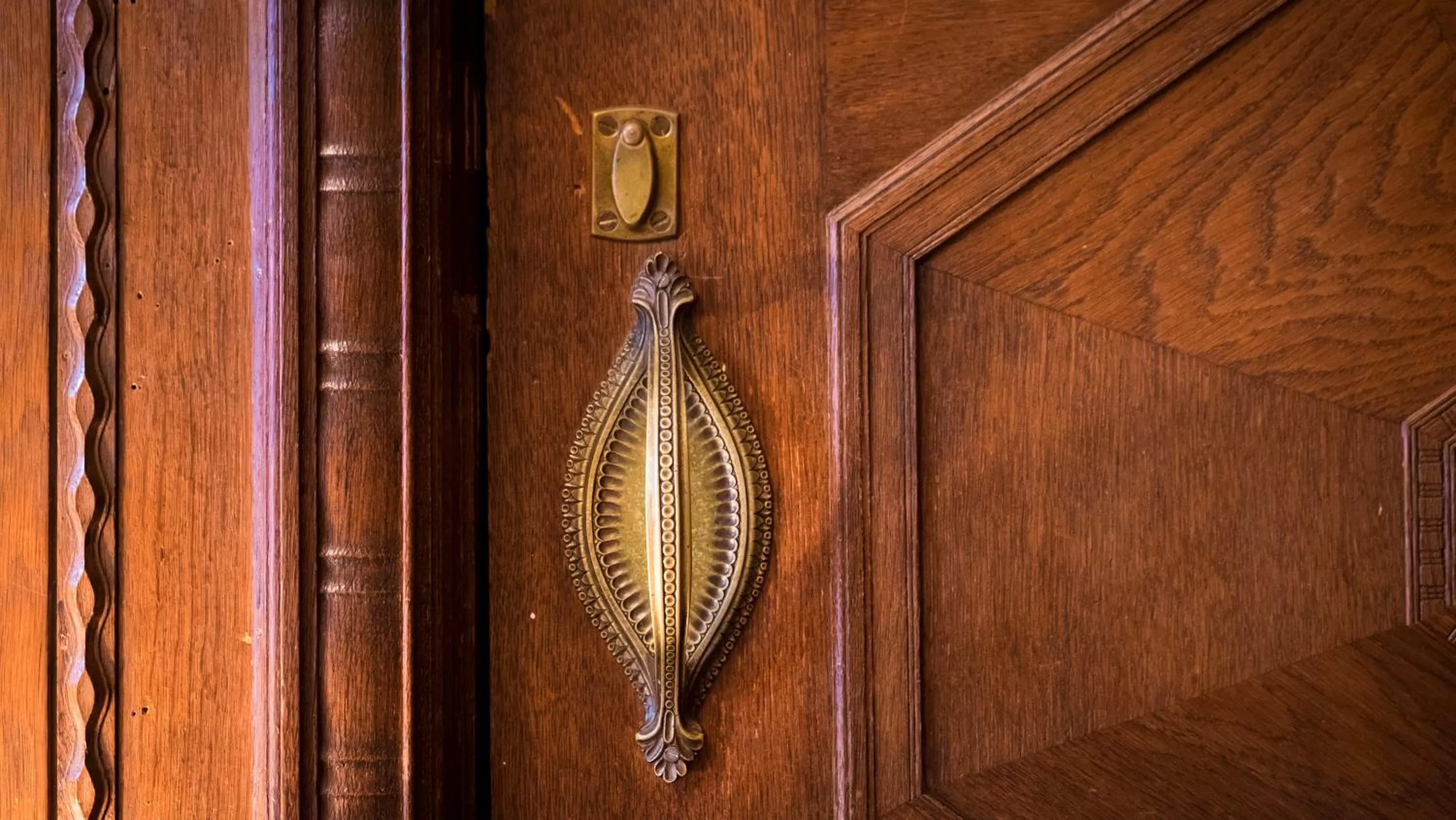 wardrobe in Hotel Aalders