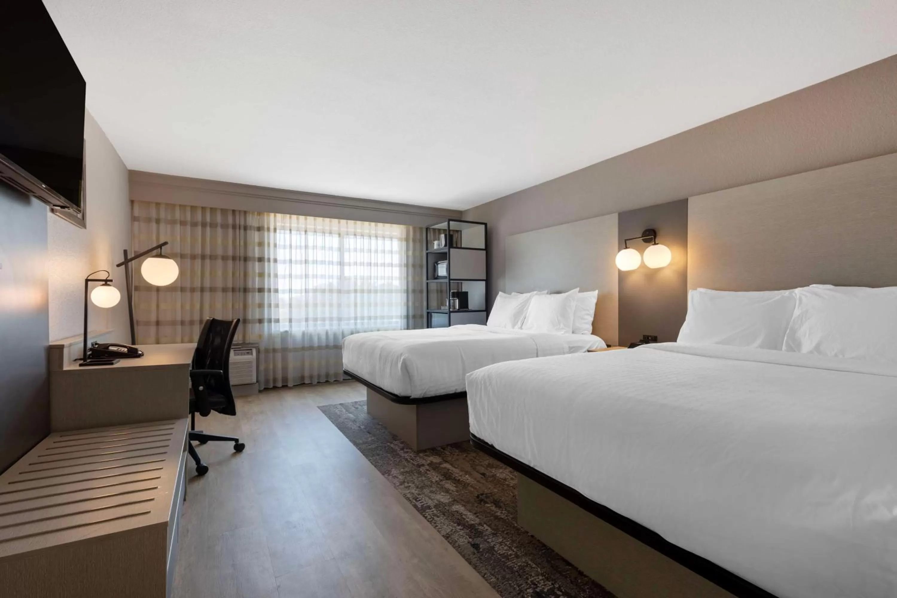 Bedroom in Best Western Plus Fort Worth North