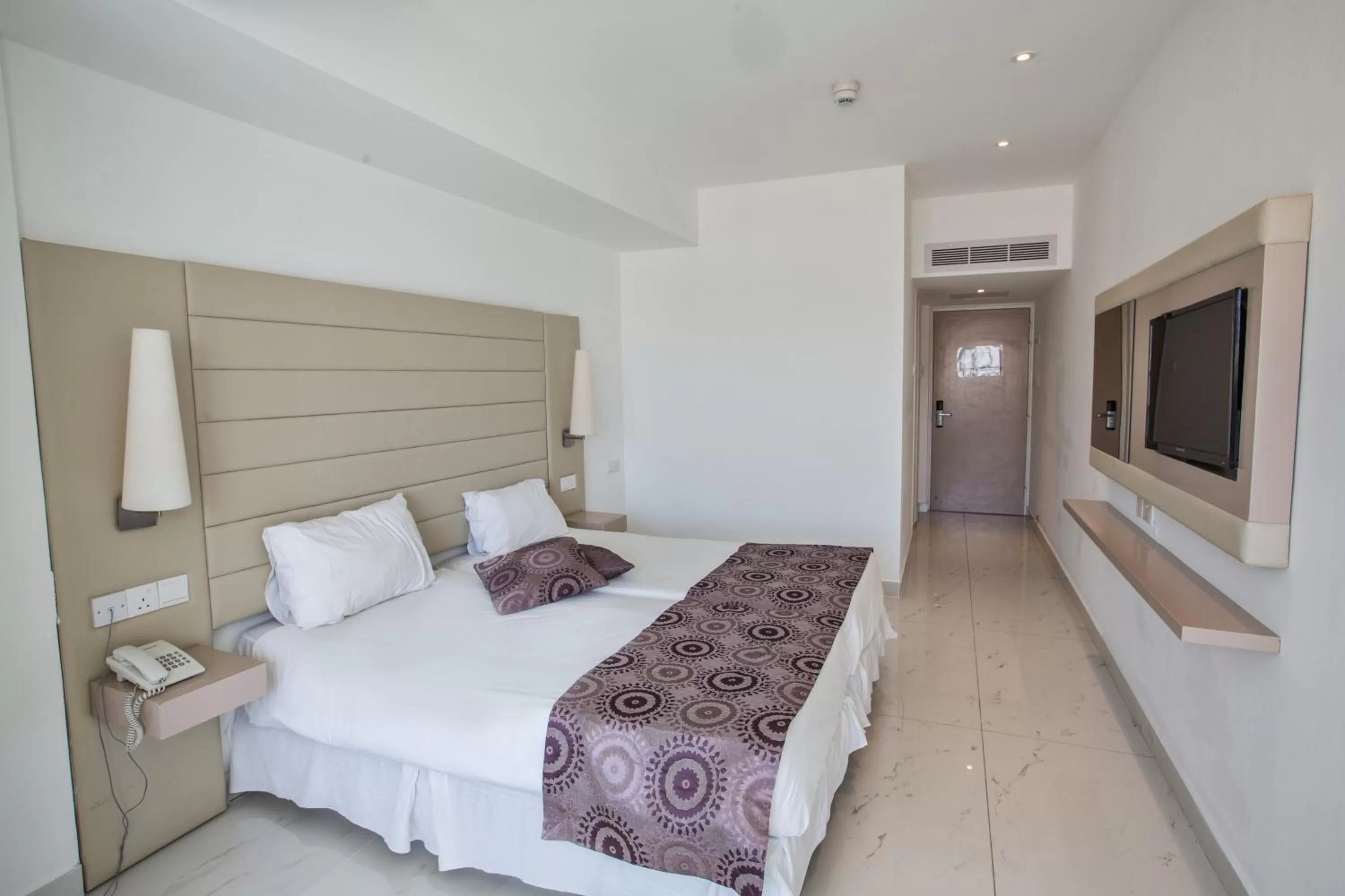 Tsokkos Protaras Beach Hotel