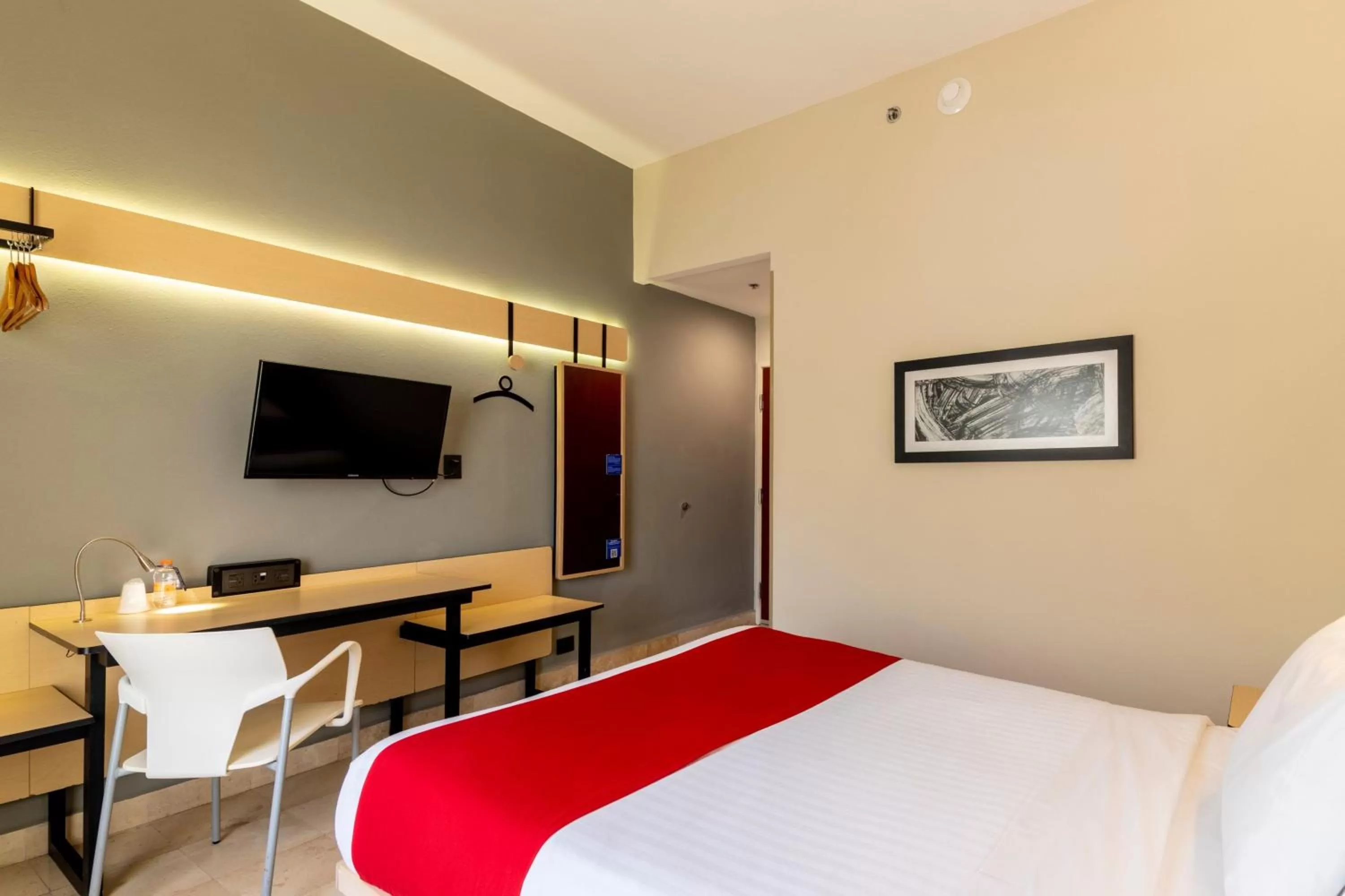 Bedroom, Bed in City Express by Marriott Cancun