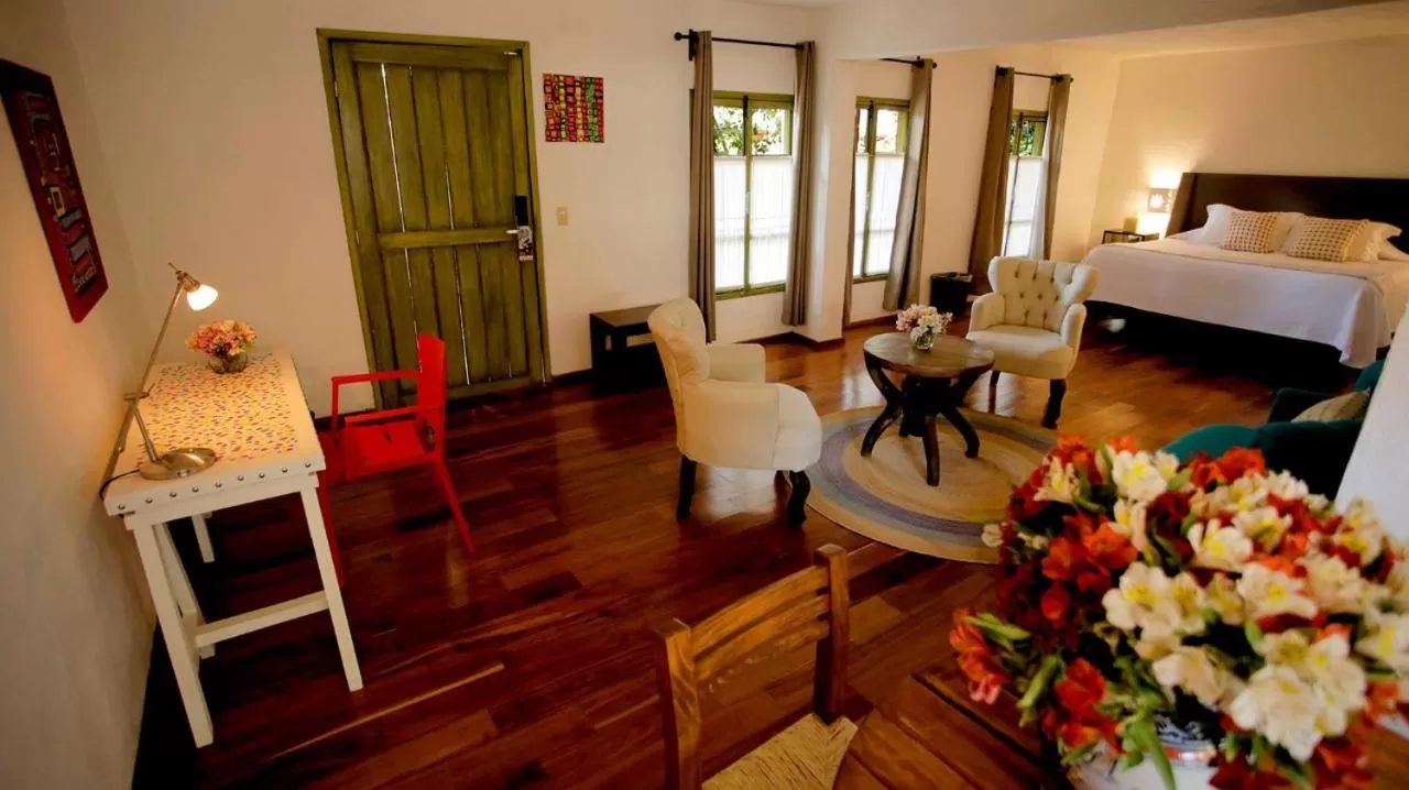 Garden view, Bed in Hotel La Casa de los Árboles Immersive Experience