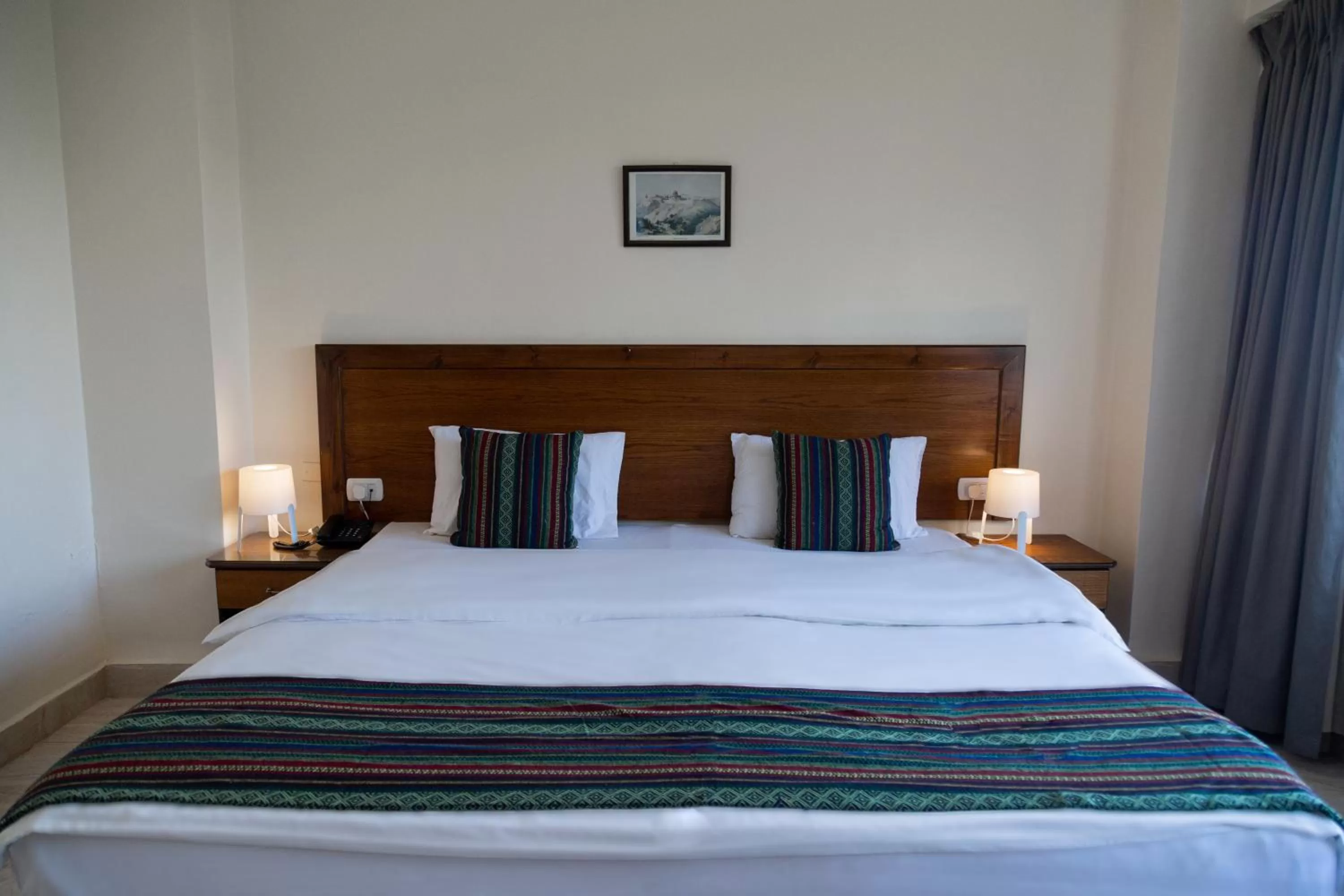 Bedroom, Bed in Antika Amman Hotel