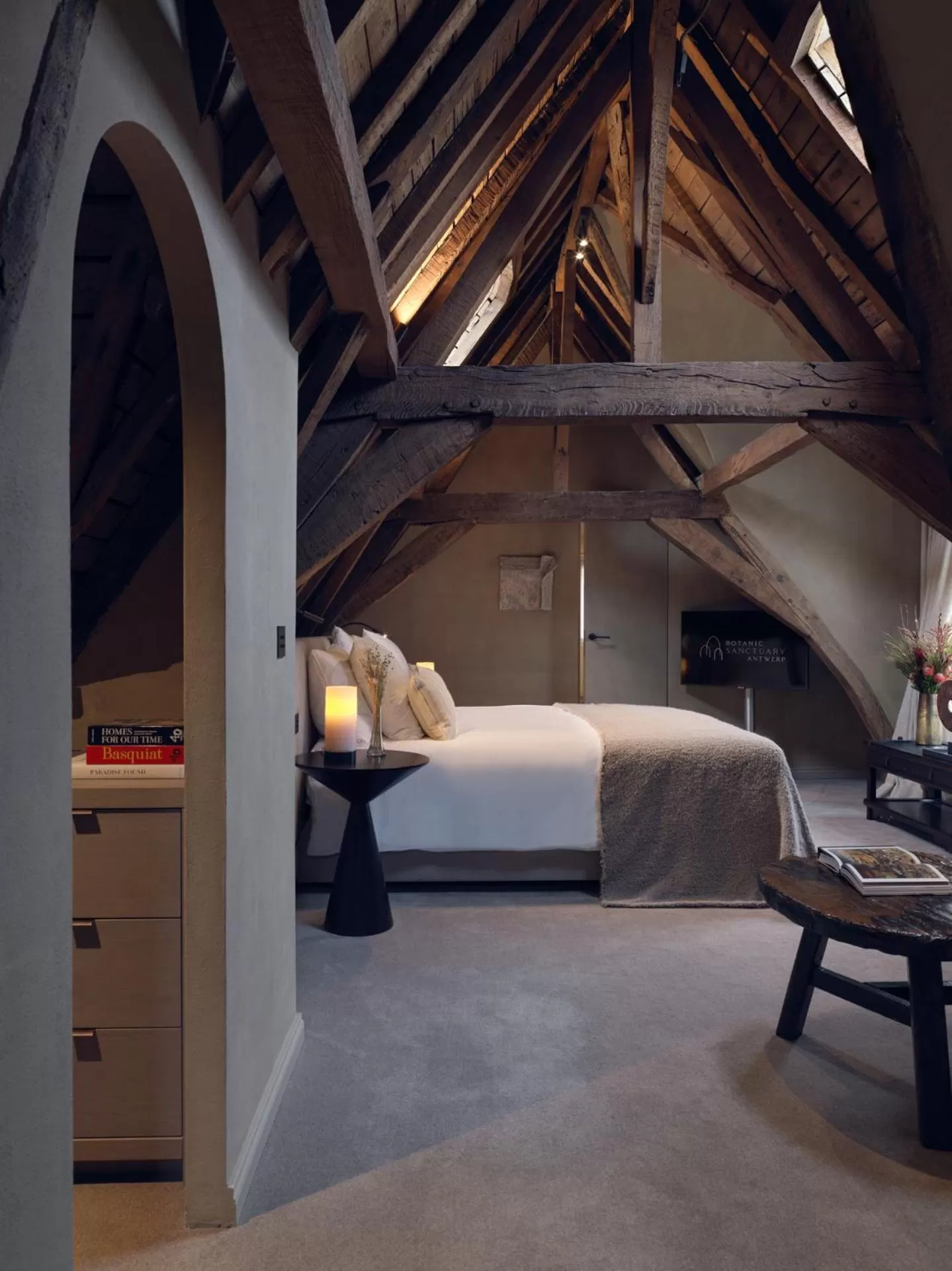 Photo of the whole room, Bed in Botanic Sanctuary Antwerp - The Leading Hotels of the World