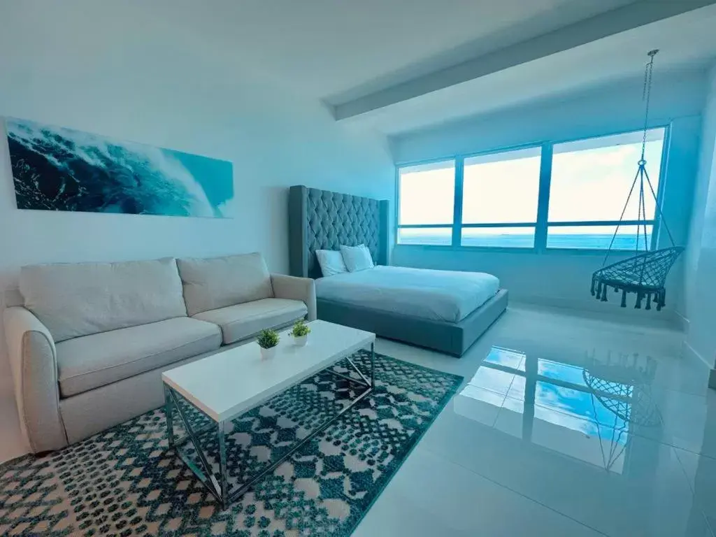 Studio with Ocean View in SeaStays Apartments Studio with Ocean View in SeaStays Apartments