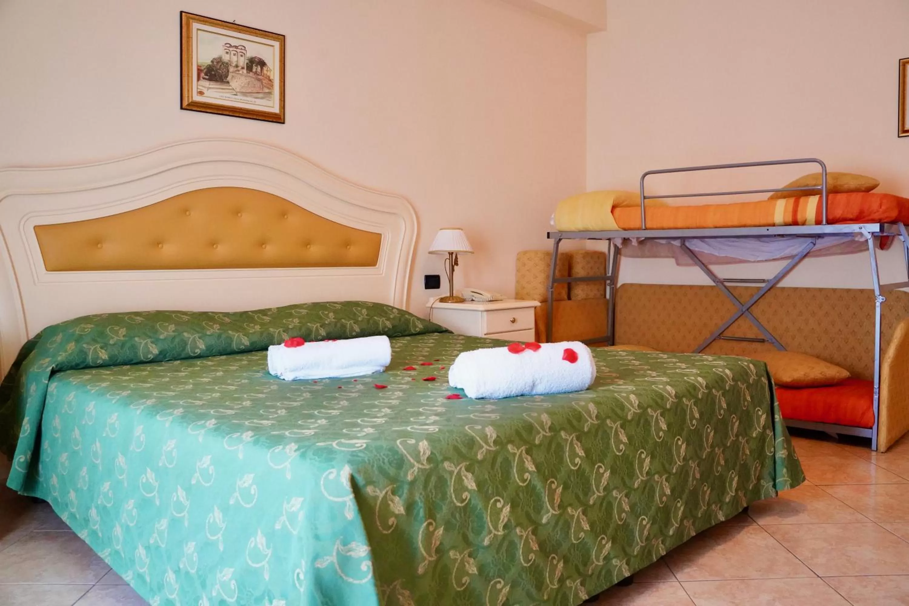 bunk bed in Hotel Roscianum Welness SPA