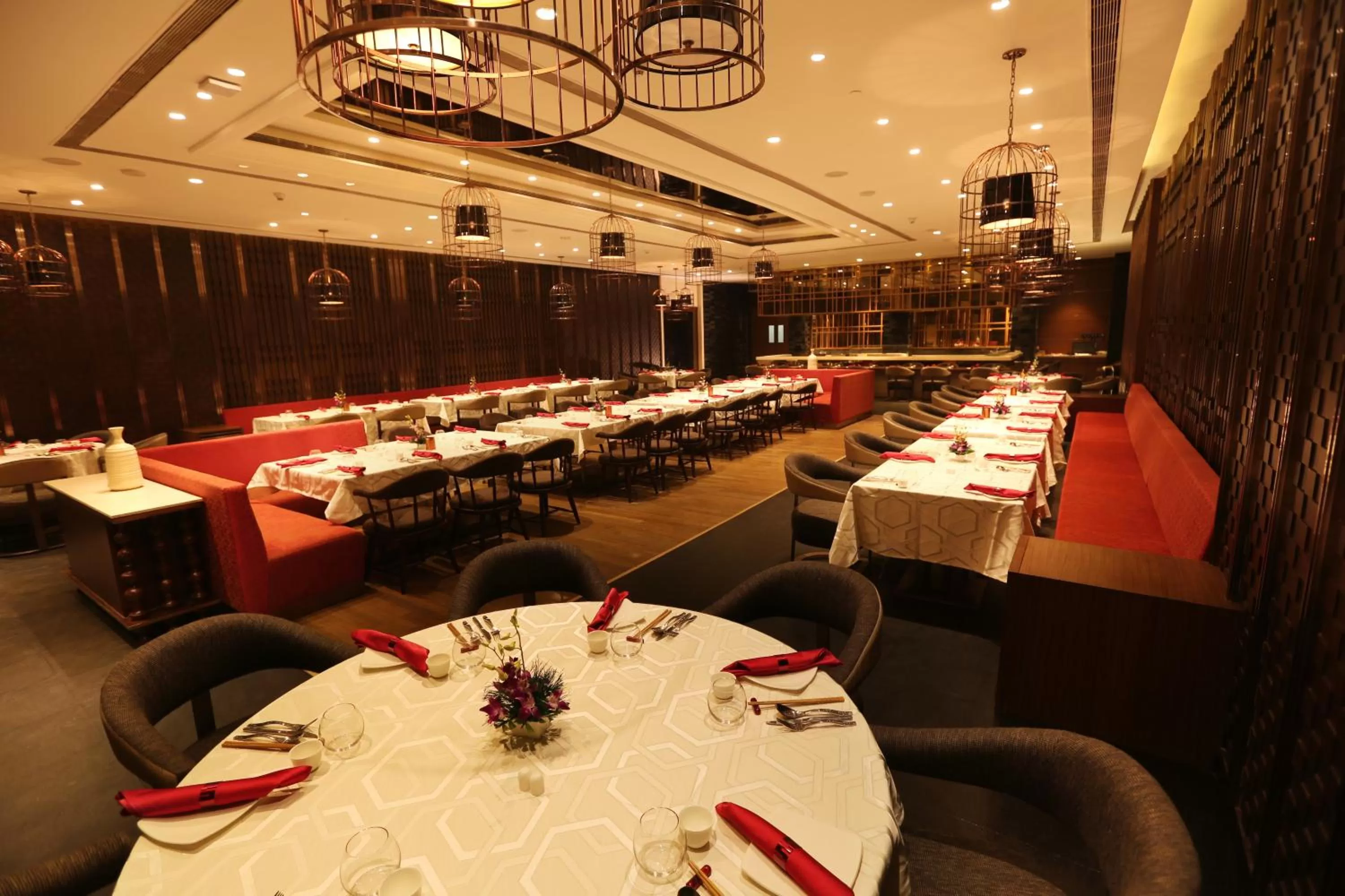 Restaurant/places to eat in Pride Plaza Hotel, Aerocity New Delhi