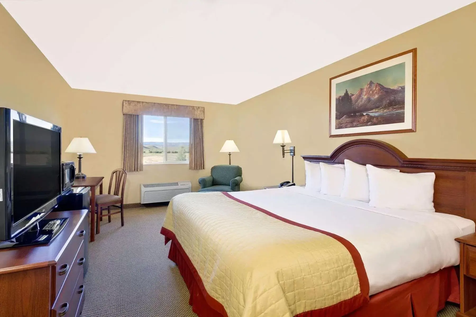 King Room - Disability Access/Non-Smoking in Pinedale Hotel & Suites King Room - Disability Access/Non-Smoking in Pinedale Hotel & Suites